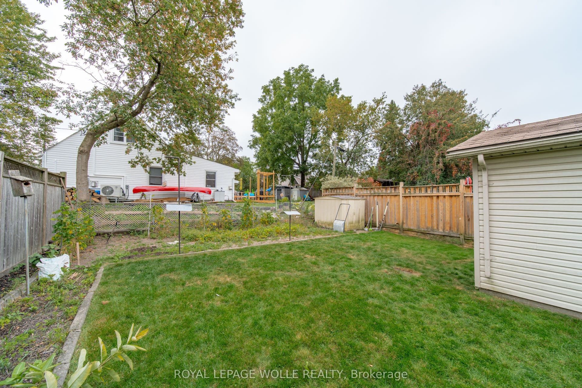 147 Glen Road, Kitchener, Waterloo ON N2M 3G3 147 Glen Road, Kitchener, Waterloo ON N2M 3G3