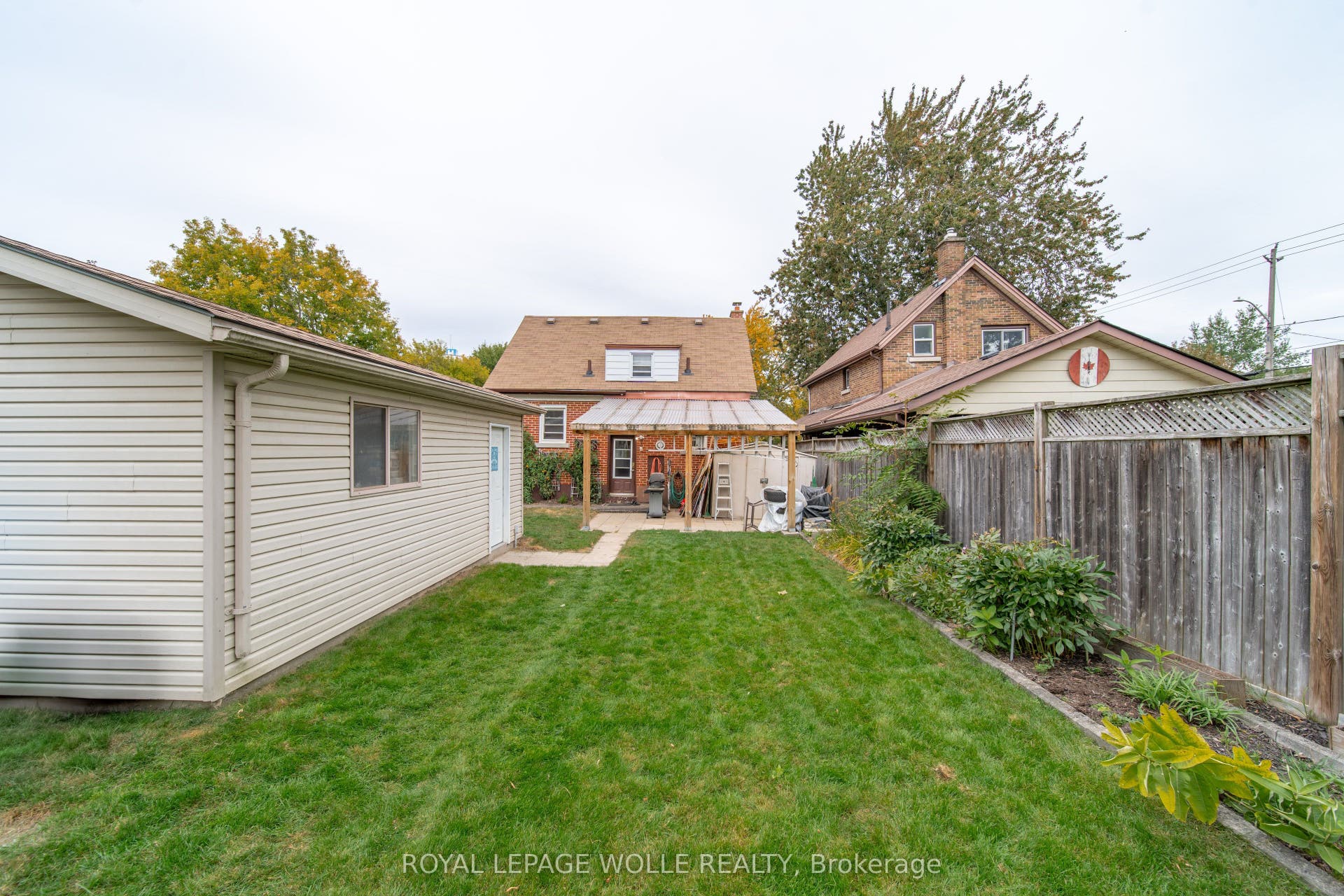 147 Glen Road, Kitchener, Waterloo ON N2M 3G3 147 Glen Road, Kitchener, Waterloo ON N2M 3G3