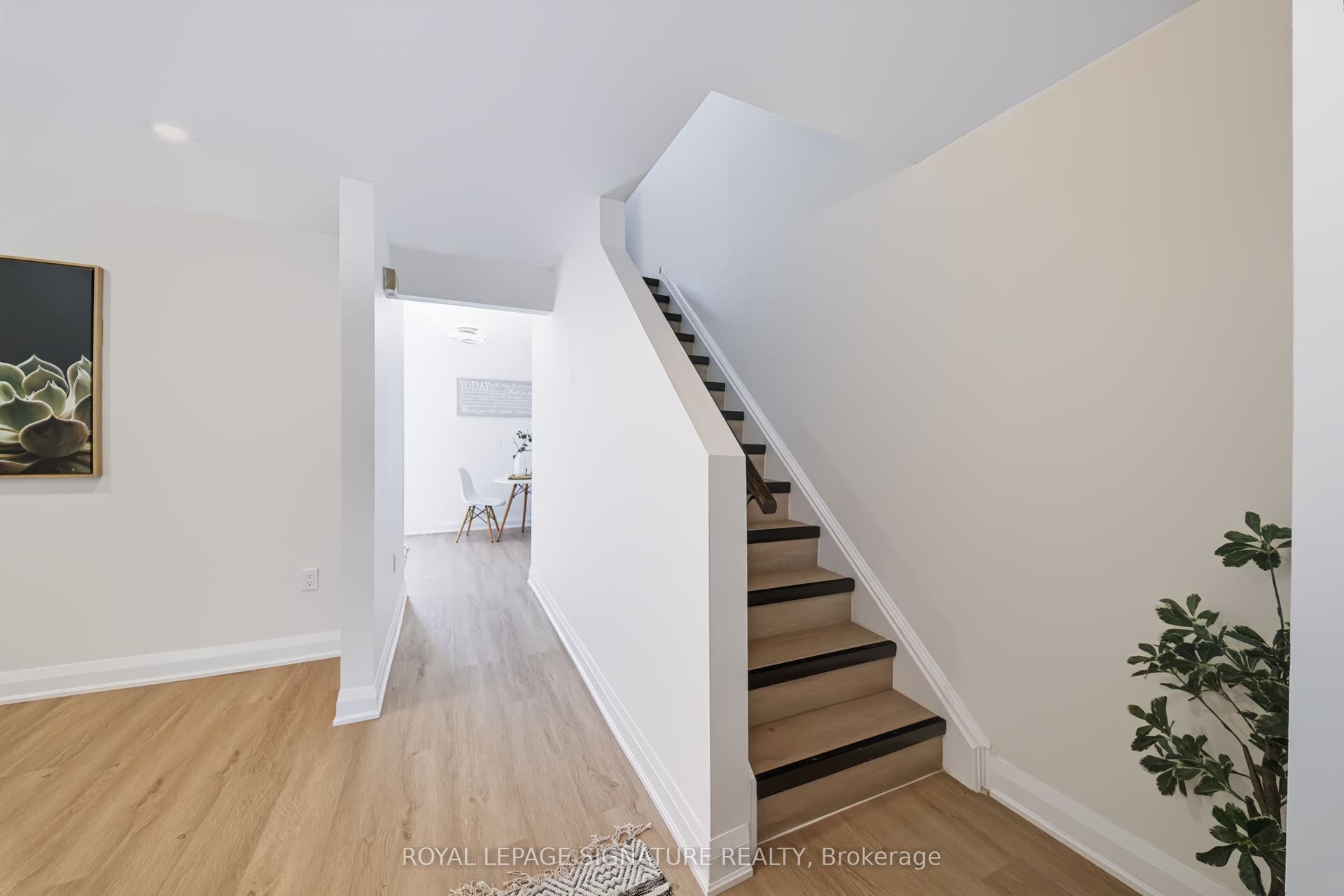 180 Marksam Road, #43, Guelph, Wellington ON N1H 8G5 180 Marksam Road, #43, Guelph, Wellington ON N1H 8G5