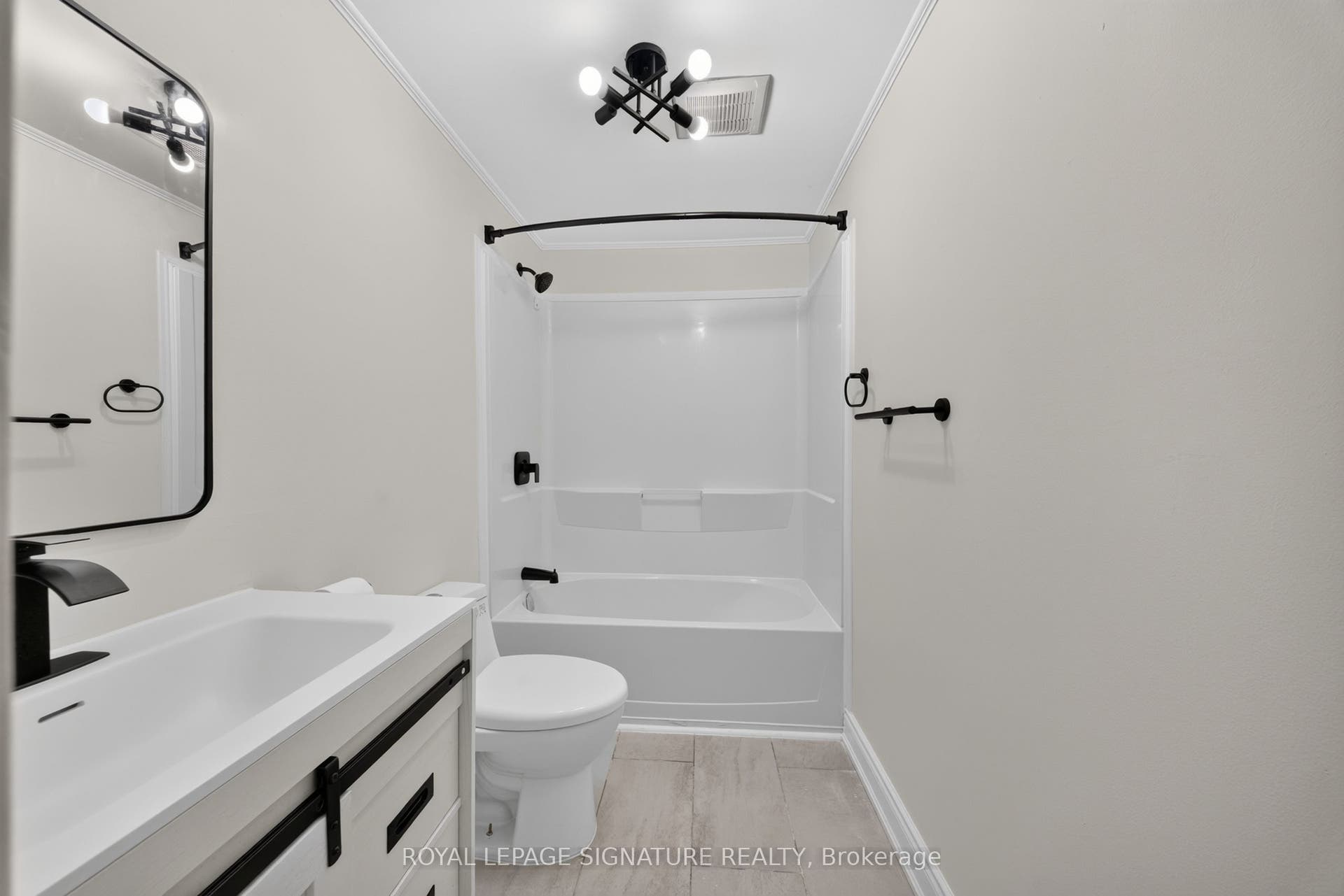 180 Marksam Road, #43, Guelph, Wellington ON N1H 8G5 180 Marksam Road, #43, Guelph, Wellington ON N1H 8G5