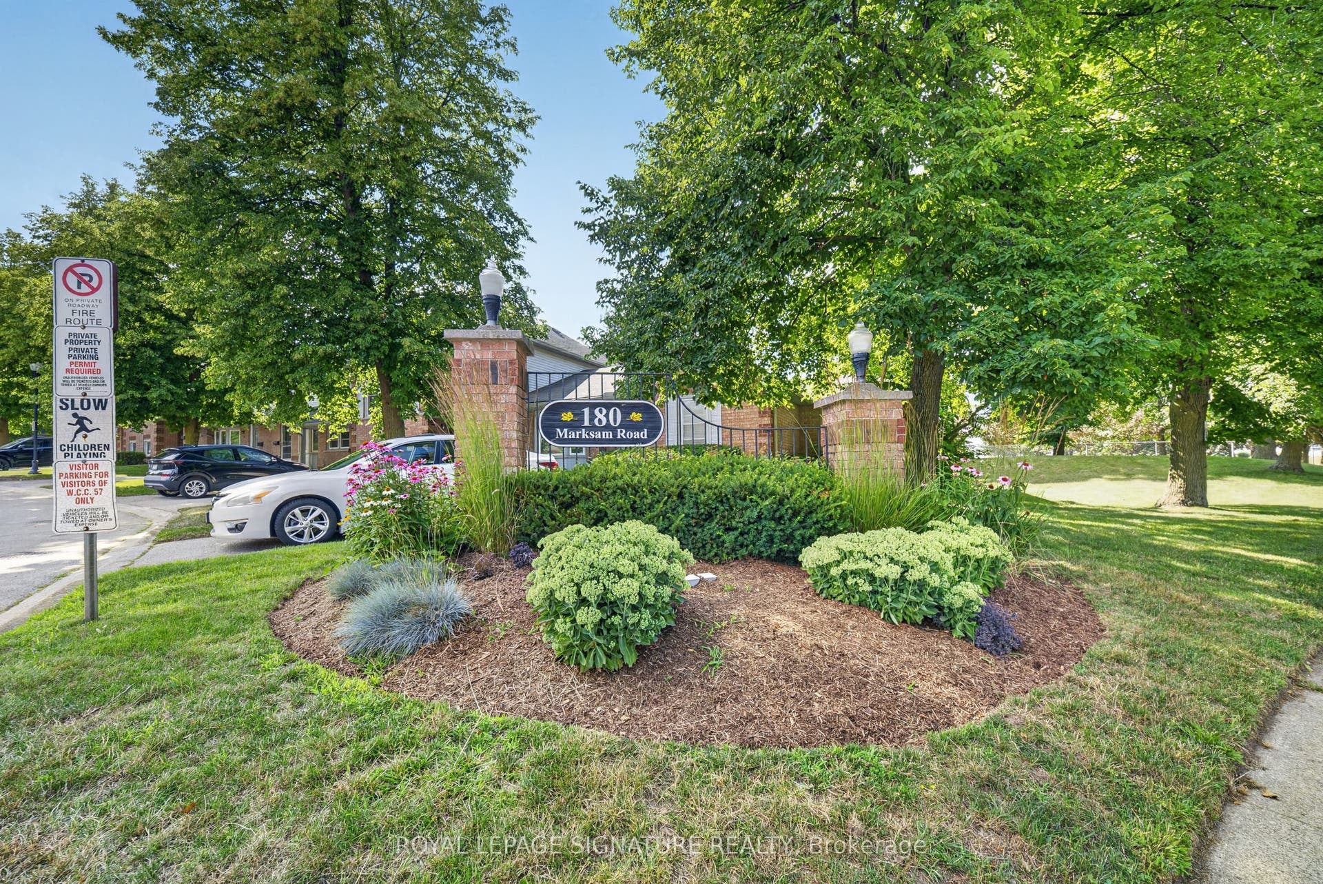 180 Marksam Road, #43, Guelph, Wellington ON N1H 8G5 180 Marksam Road, #43, Guelph, Wellington ON N1H 8G5