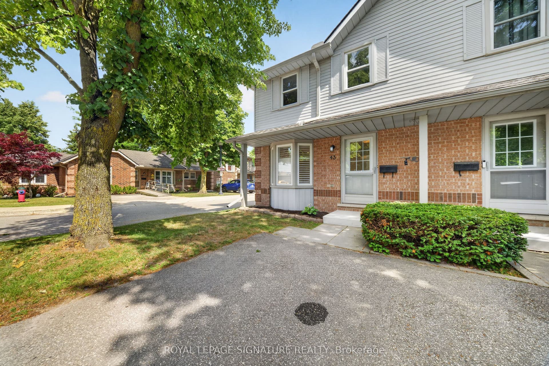 180 Marksam Road, #43, Guelph, Wellington ON N1H 8G5 180 Marksam Road, #43, Guelph, Wellington ON N1H 8G5