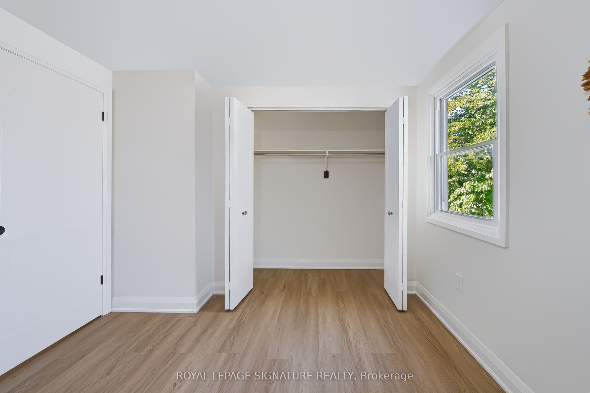 180 Marksam Road, #43, Guelph, Wellington ON N1H 8G5 180 Marksam Road, #43, Guelph, Wellington ON N1H 8G5