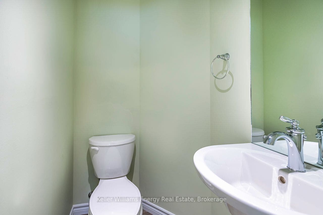 300 Croft Street, #601, Port Hope, Northumberland ON L1A 0E1