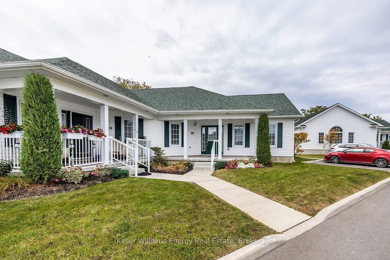 300 Croft Street, #601, Port Hope, Northumberland ON L1A 0E1