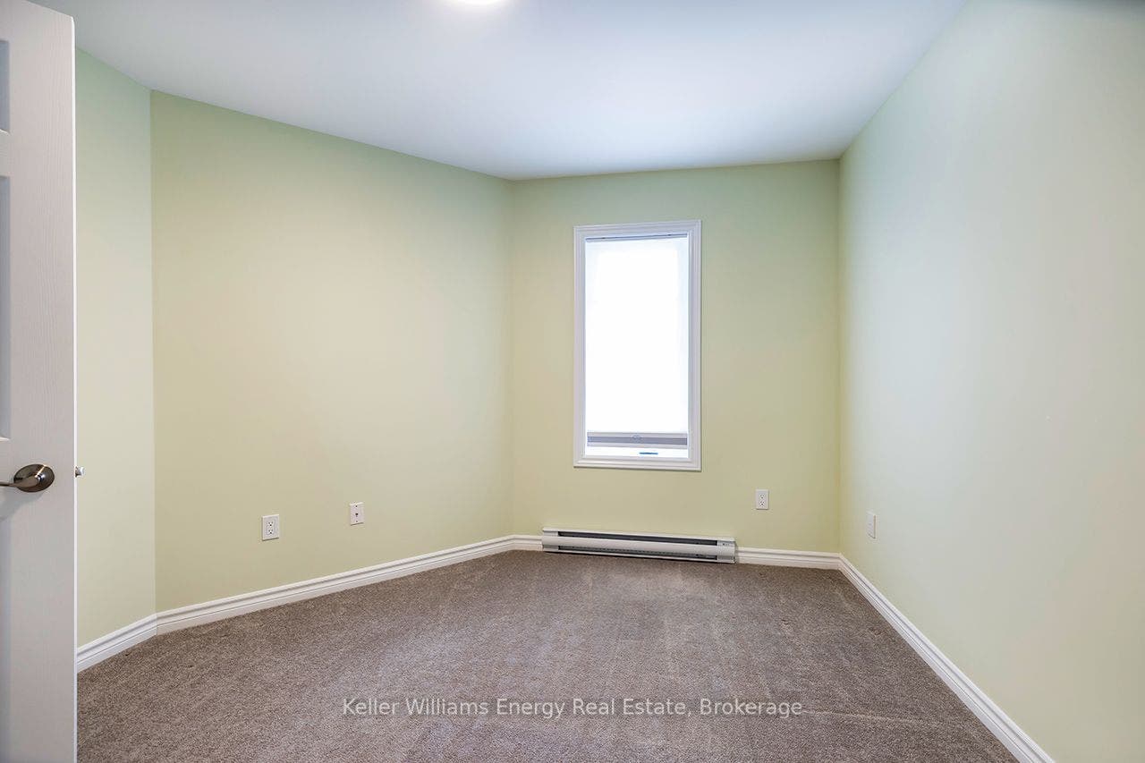 300 Croft Street, #601, Port Hope, Northumberland ON L1A 0E1