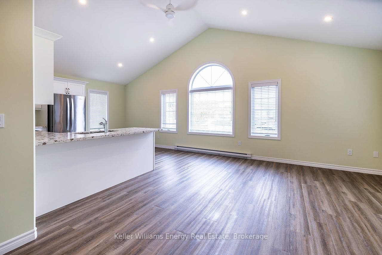 300 Croft Street, #601, Port Hope, Northumberland ON L1A 0E1