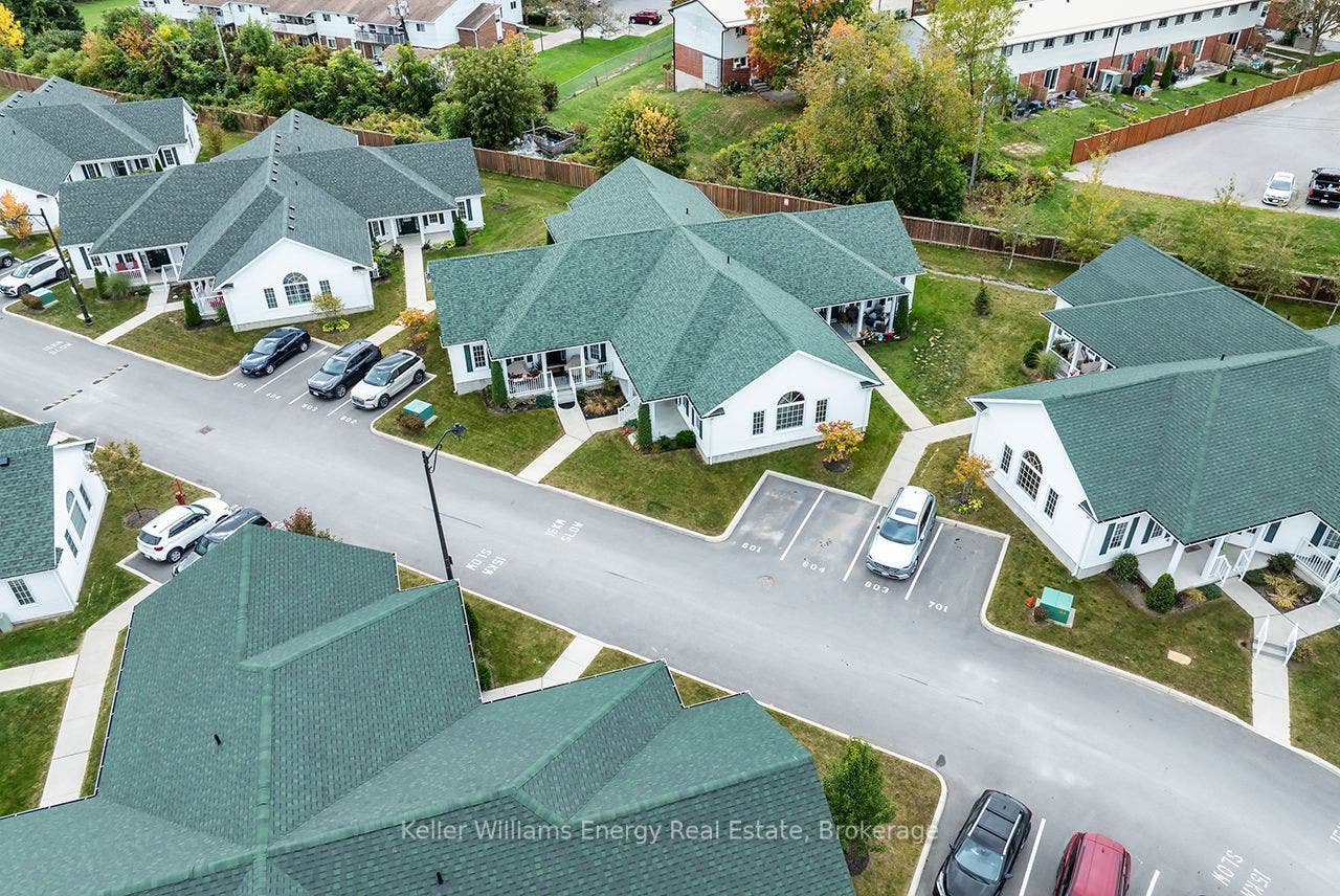 300 Croft Street, #601, Port Hope, Northumberland ON L1A 0E1