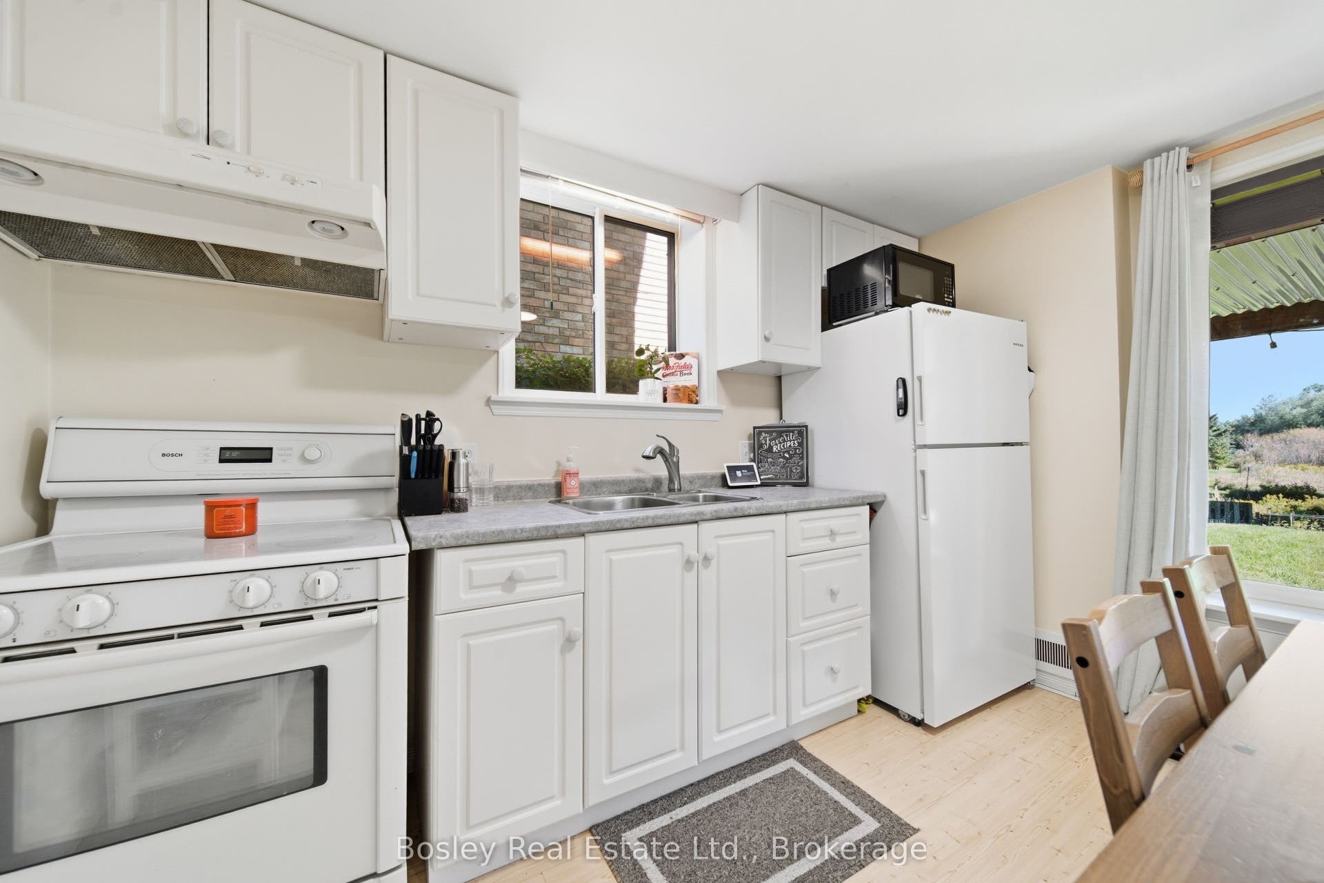 69 Southcreek Trail, #Lower, Guelph, Wellington ON N1G 5A7 69 Southcreek Trail, #Lower, Guelph, Wellington ON N1G 5A7
