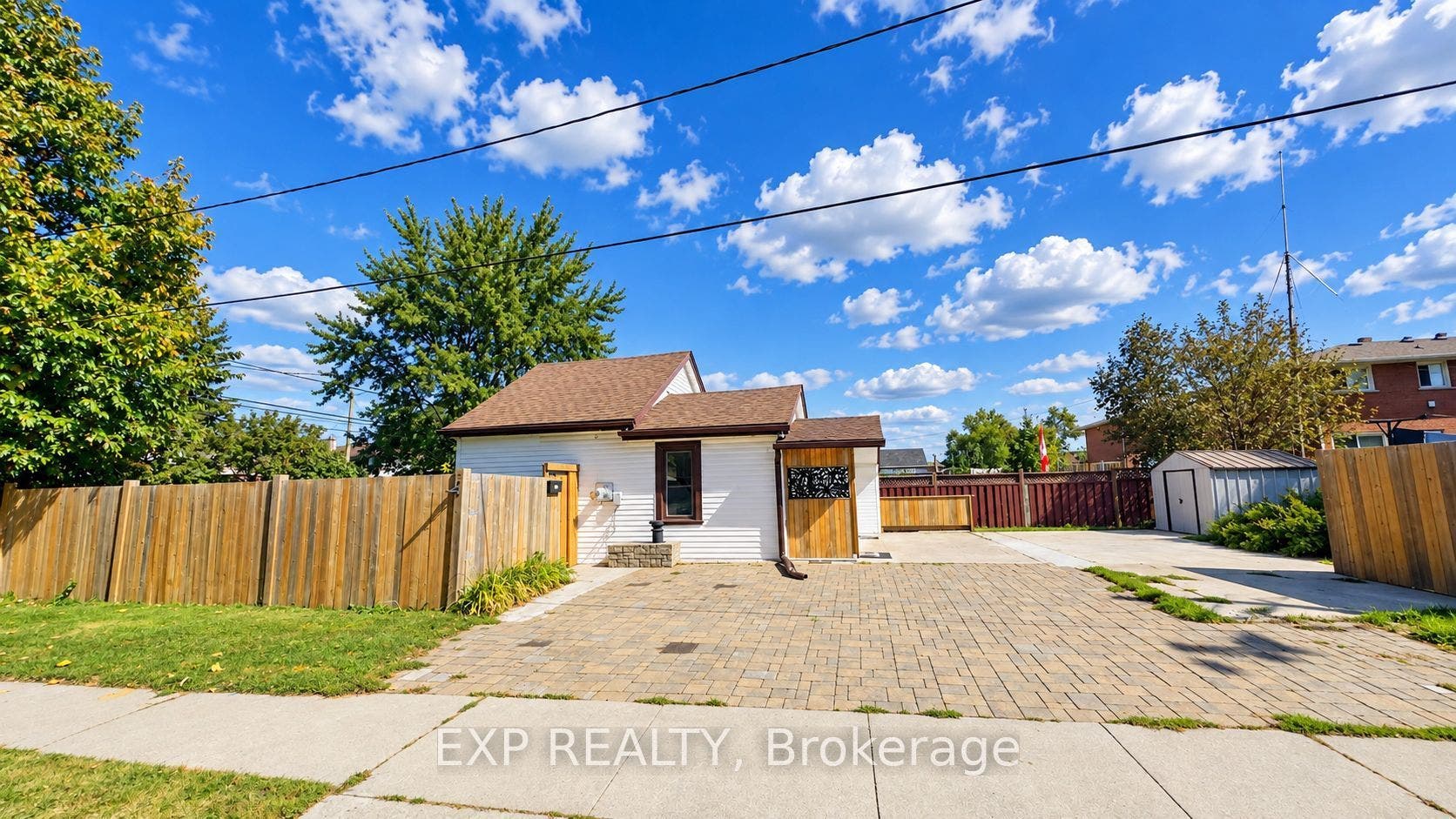 76 Avenue Road, Cambridge, Waterloo ON N1R 1C1 76 Avenue Road, Cambridge, Waterloo ON N1R 1C1