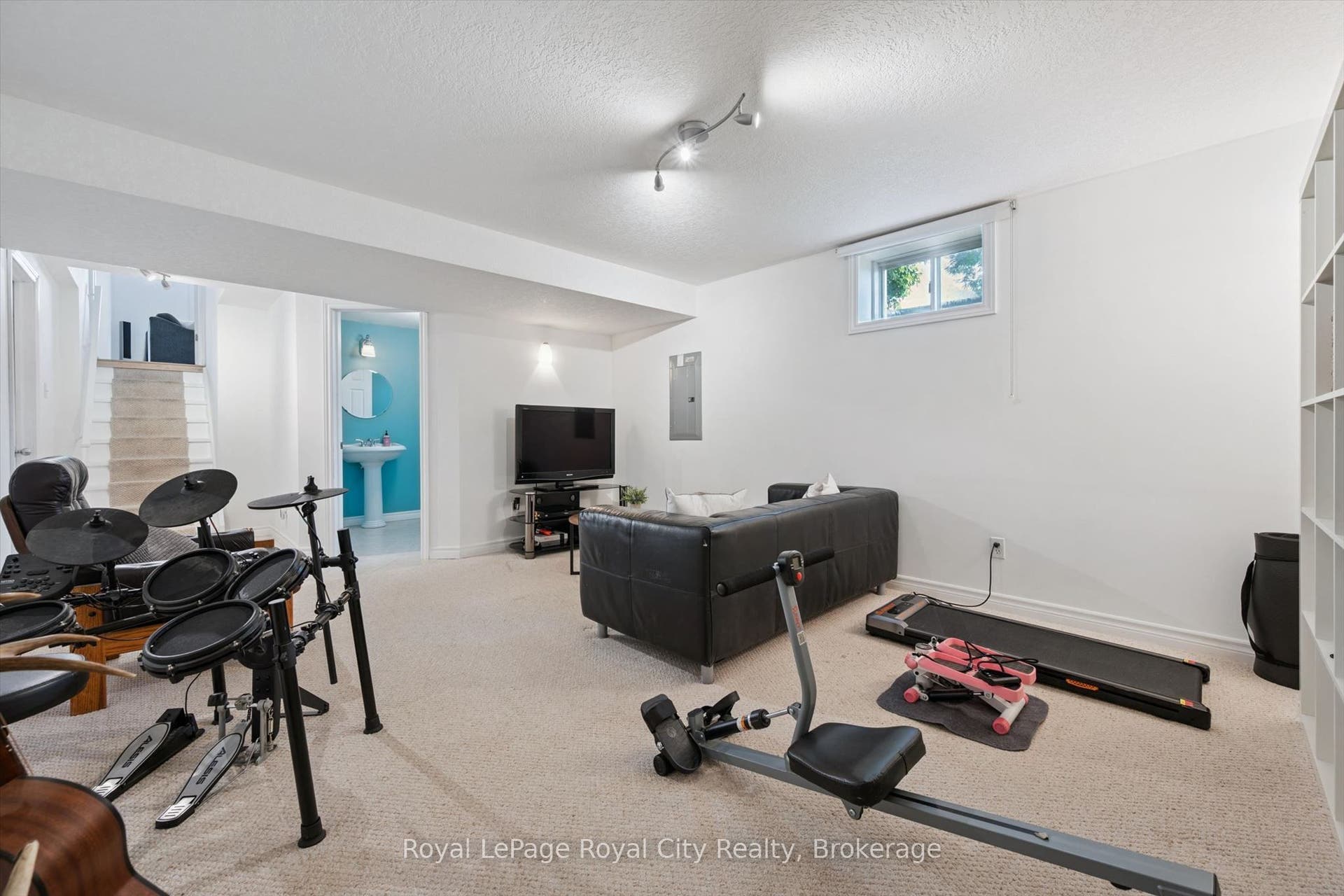 38 Borland Drive, Guelph, Wellington ON N1G 5B5 38 Borland Drive, Guelph, Wellington ON N1G 5B5