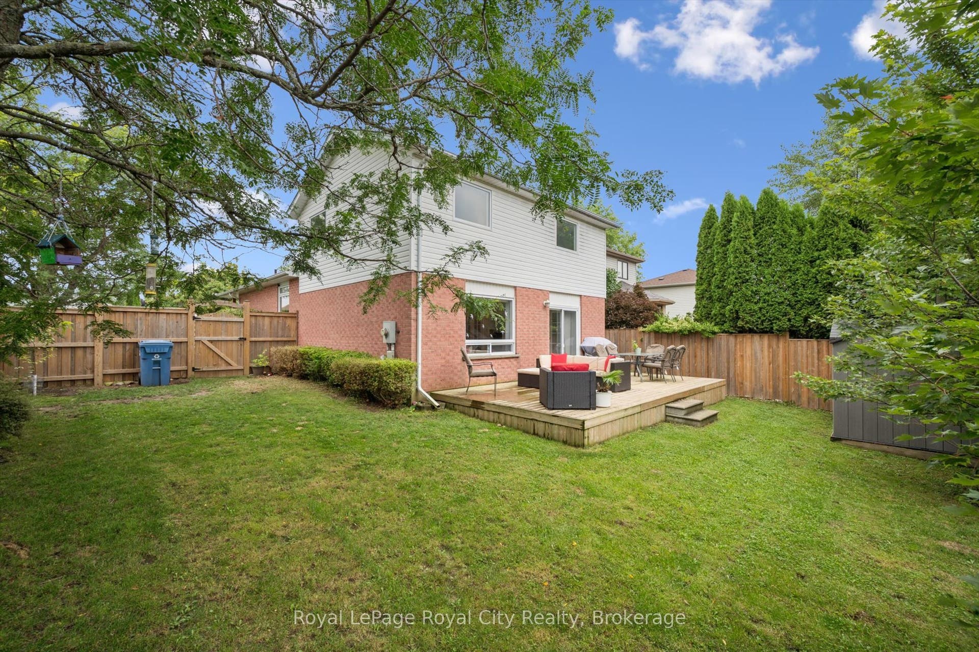 38 Borland Drive, Guelph, Wellington ON N1G 5B5 38 Borland Drive, Guelph, Wellington ON N1G 5B5