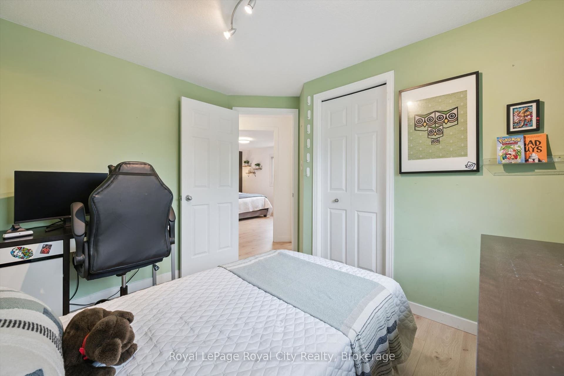 38 Borland Drive, Guelph, Wellington ON N1G 5B5 38 Borland Drive, Guelph, Wellington ON N1G 5B5