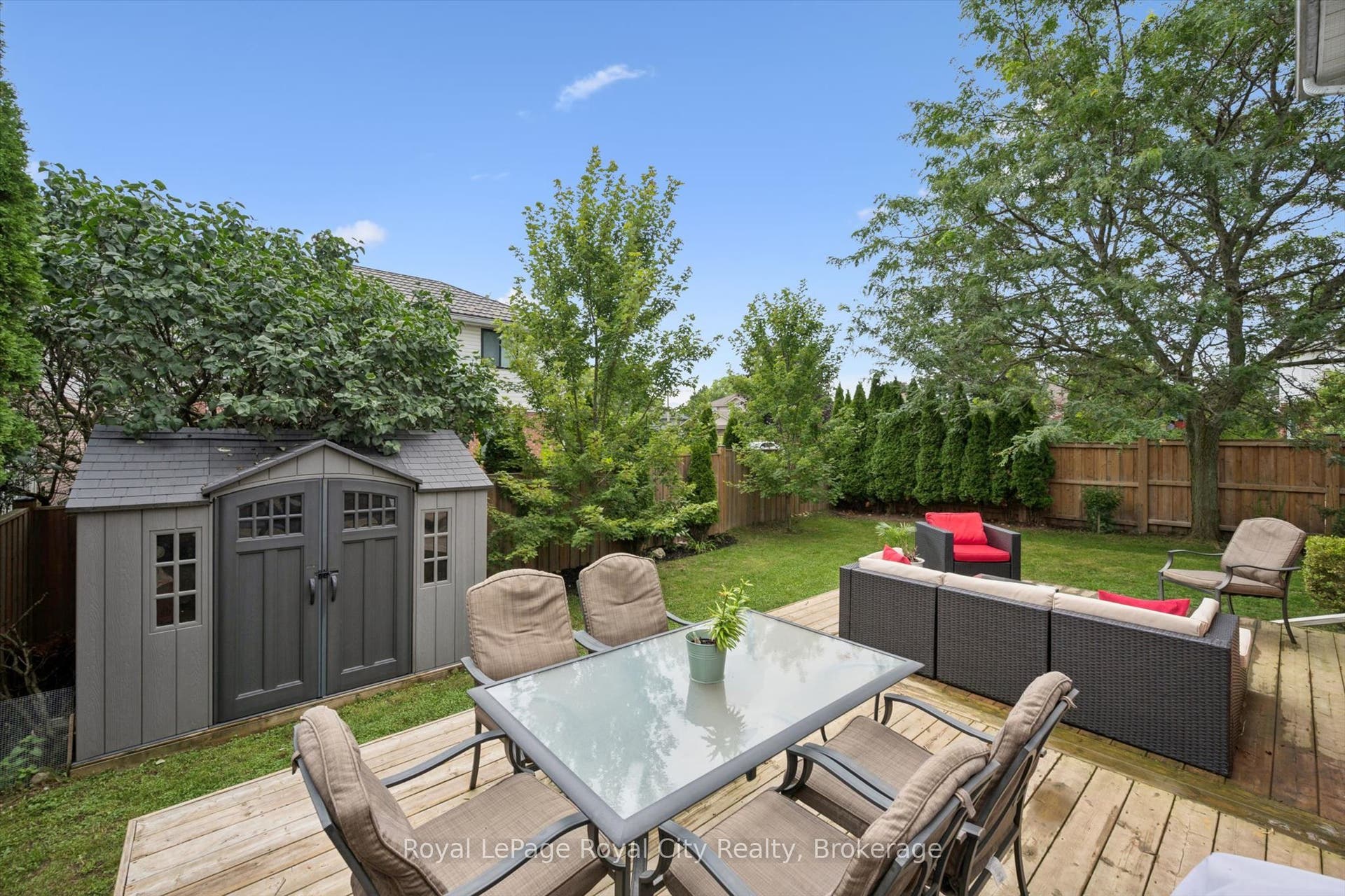 38 Borland Drive, Guelph, Wellington ON N1G 5B5 38 Borland Drive, Guelph, Wellington ON N1G 5B5