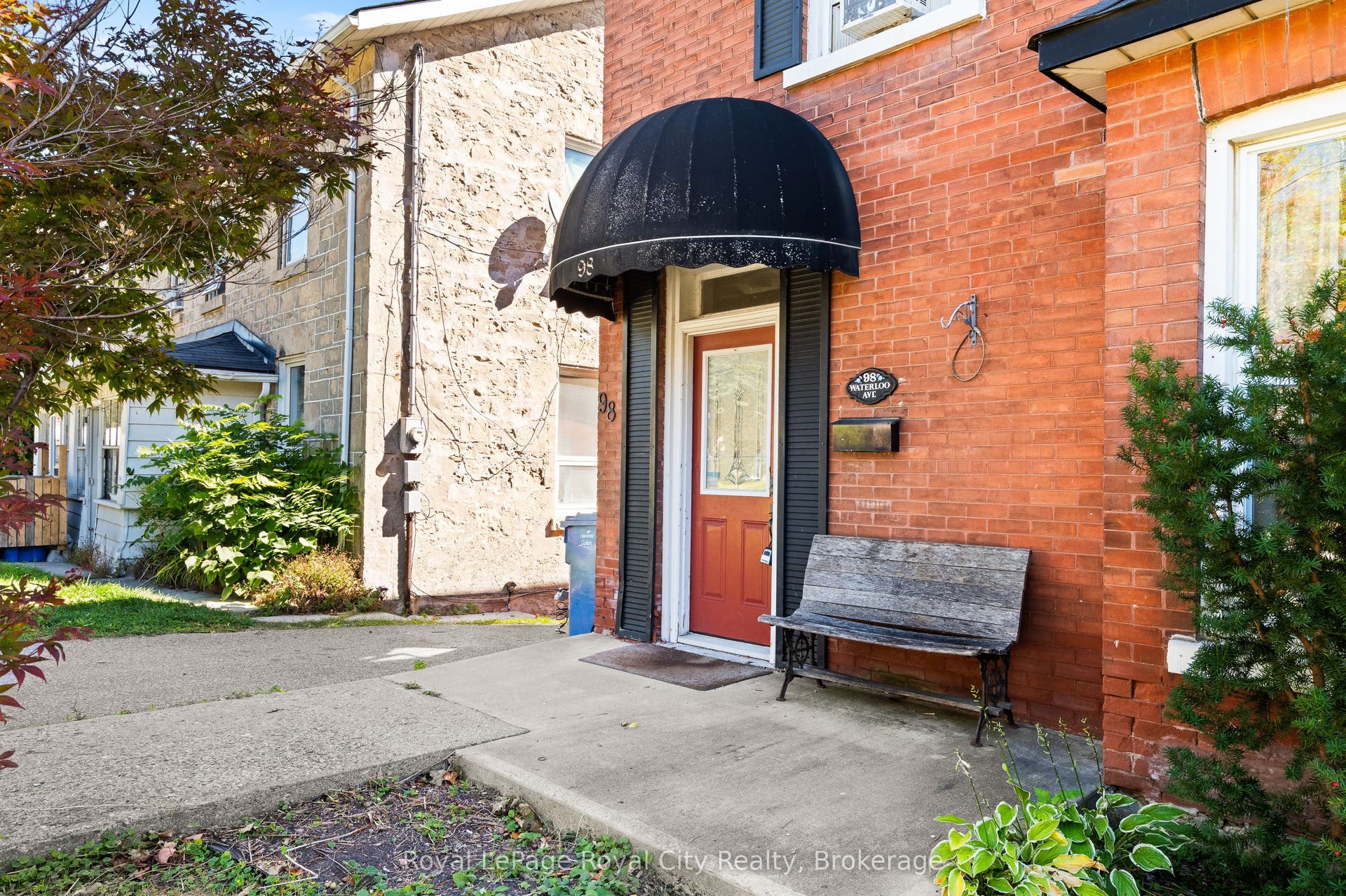98 Waterloo Avenue, Guelph, Wellington ON N1H 3H8 98 Waterloo Avenue, Guelph, Wellington ON N1H 3H8