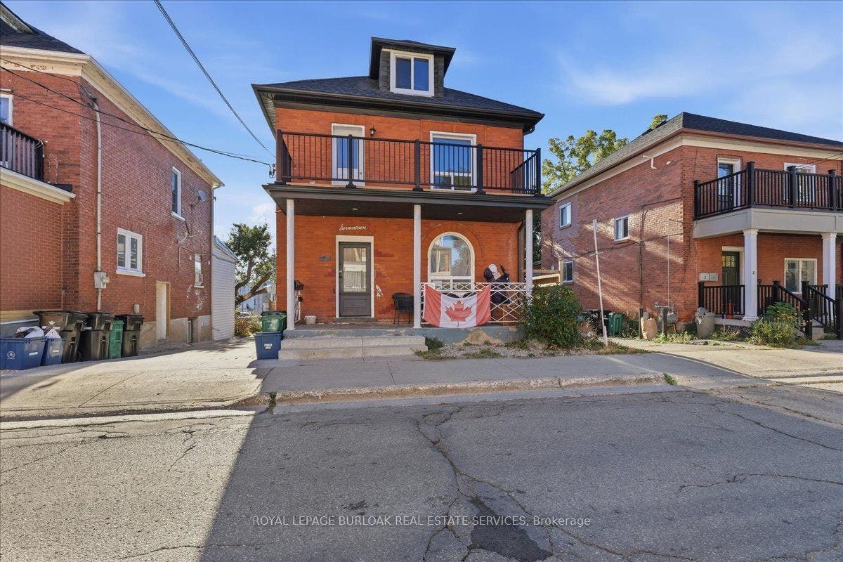 17 Eby Street S, #Upper, Kitchener, Waterloo ON N2G 3K6 17 Eby Street S, #Upper, Kitchener, Waterloo ON N2G 3K6