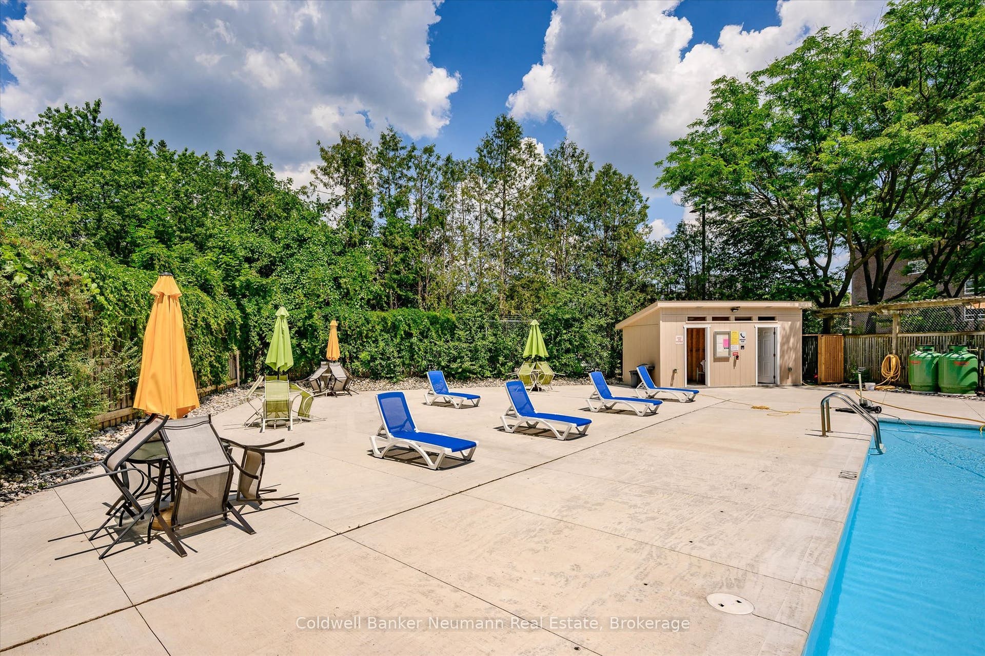 93 Westwood Road, #405, Guelph, Wellington ON N1H 7J7 93 Westwood Road, #405, Guelph, Wellington ON N1H 7J7