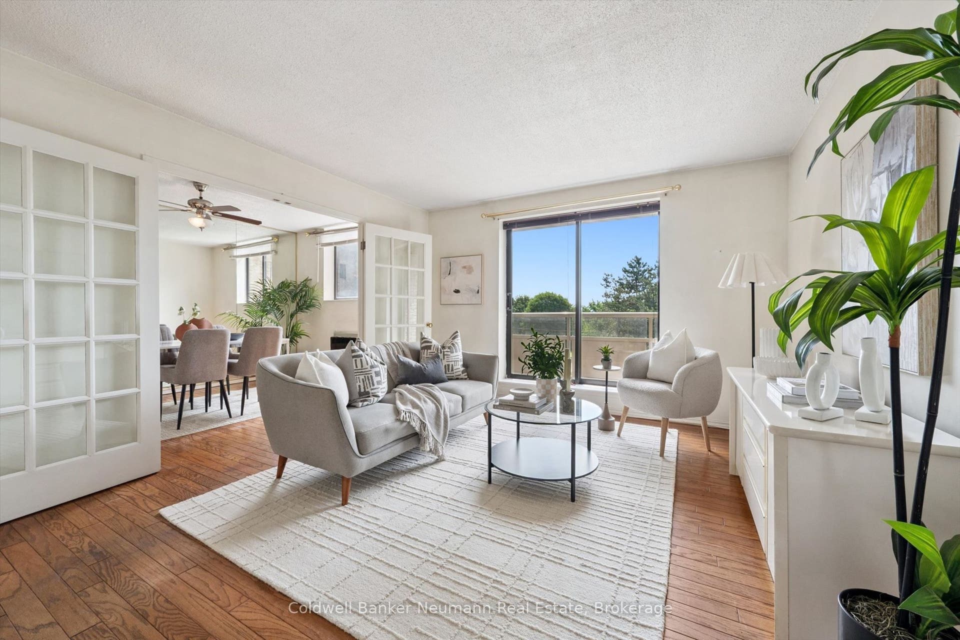 93 Westwood Road, #405, Guelph, Wellington ON N1H 7J7 93 Westwood Road, #405, Guelph, Wellington ON N1H 7J7
