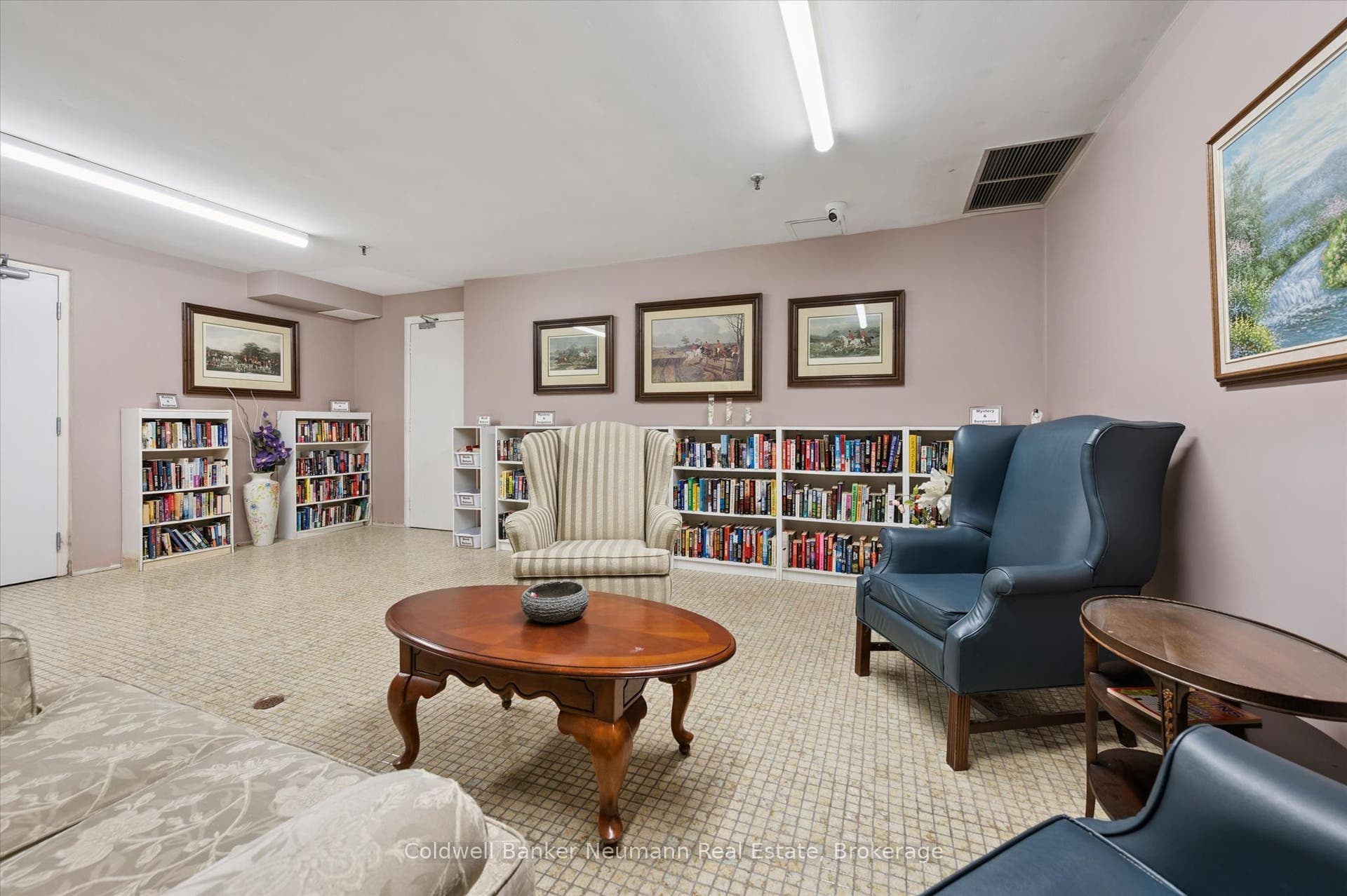 93 Westwood Road, #405, Guelph, Wellington ON N1H 7J7 93 Westwood Road, #405, Guelph, Wellington ON N1H 7J7
