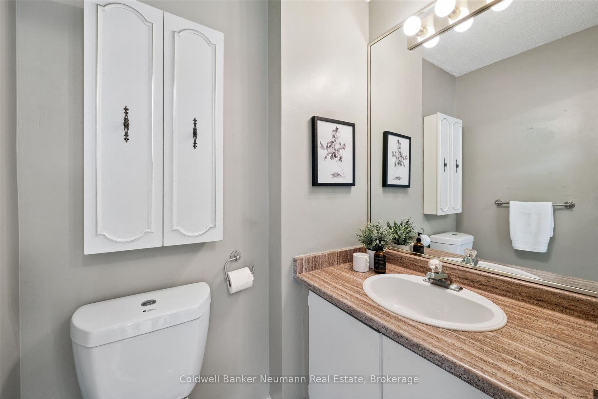 93 Westwood Road, #405, Guelph, Wellington ON N1H 7J7 93 Westwood Road, #405, Guelph, Wellington ON N1H 7J7