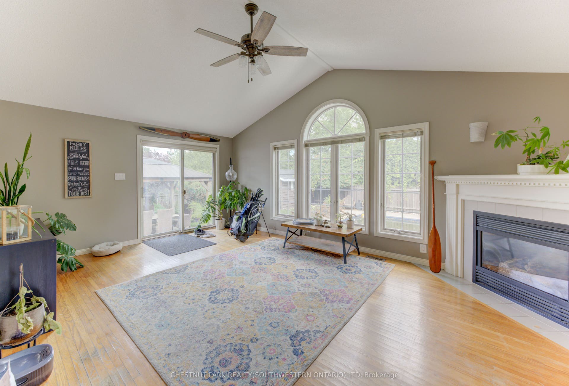133 Cornell Avenue, Kitchener, Waterloo ON N2G 3E5 133 Cornell Avenue, Kitchener, Waterloo ON N2G 3E5