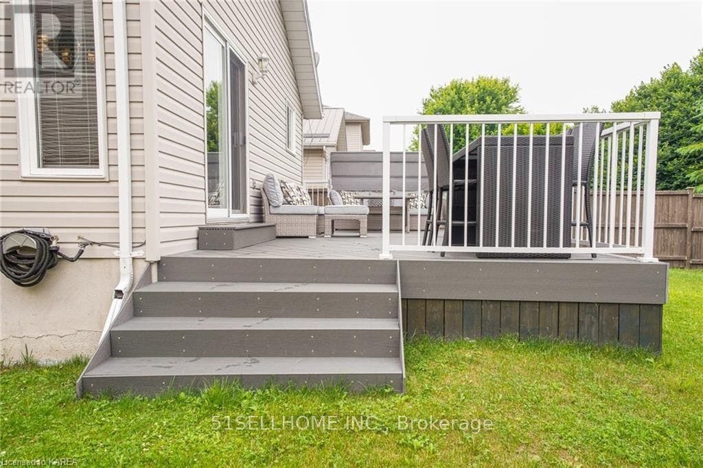 1460 Birchwood Drive, Kingston, Frontenac ON K7P 3H3