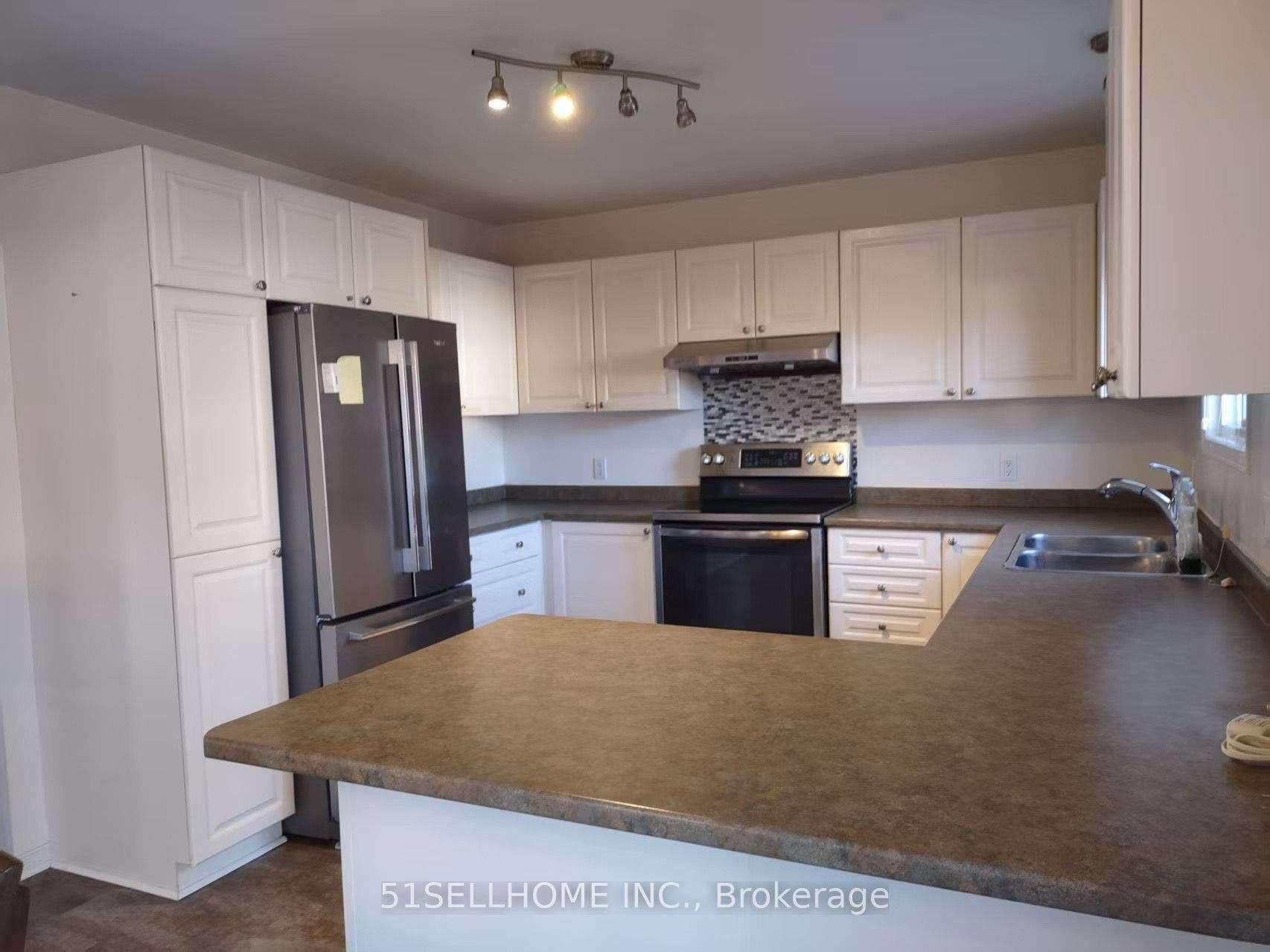 1460 Birchwood Drive, Kingston, Frontenac ON K7P 3H3