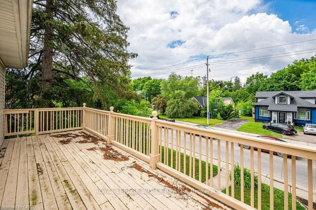 275 Main Street, #Upper, Cambridge, Waterloo ON N1R 1X8