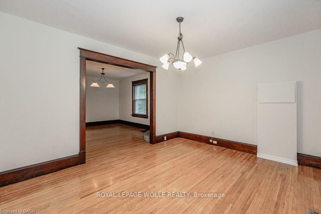 275 Main Street, #Upper, Cambridge, Waterloo ON N1R 1X8