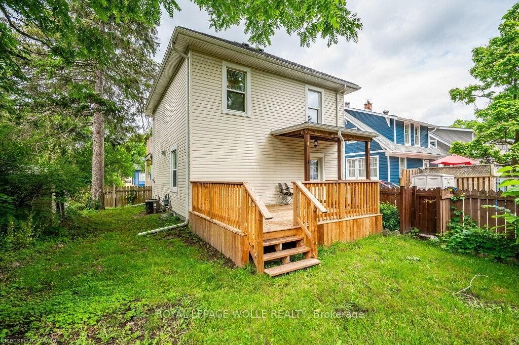 275 Main Street, #Upper, Cambridge, Waterloo ON N1R 1X8
