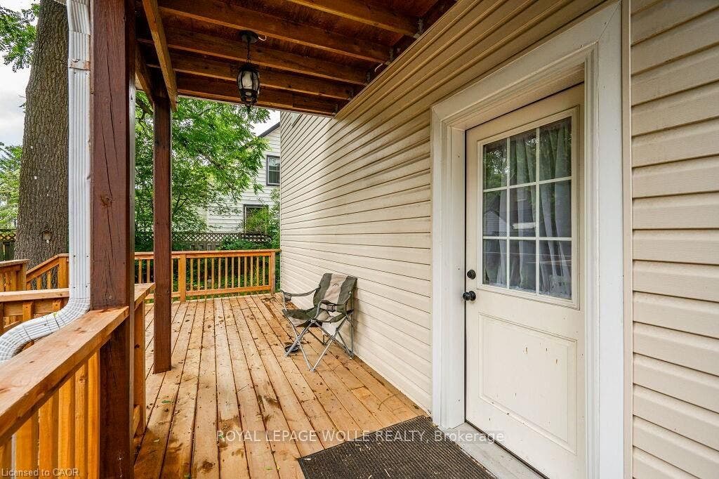 275 Main Street, #Upper, Cambridge, Waterloo ON N1R 1X8