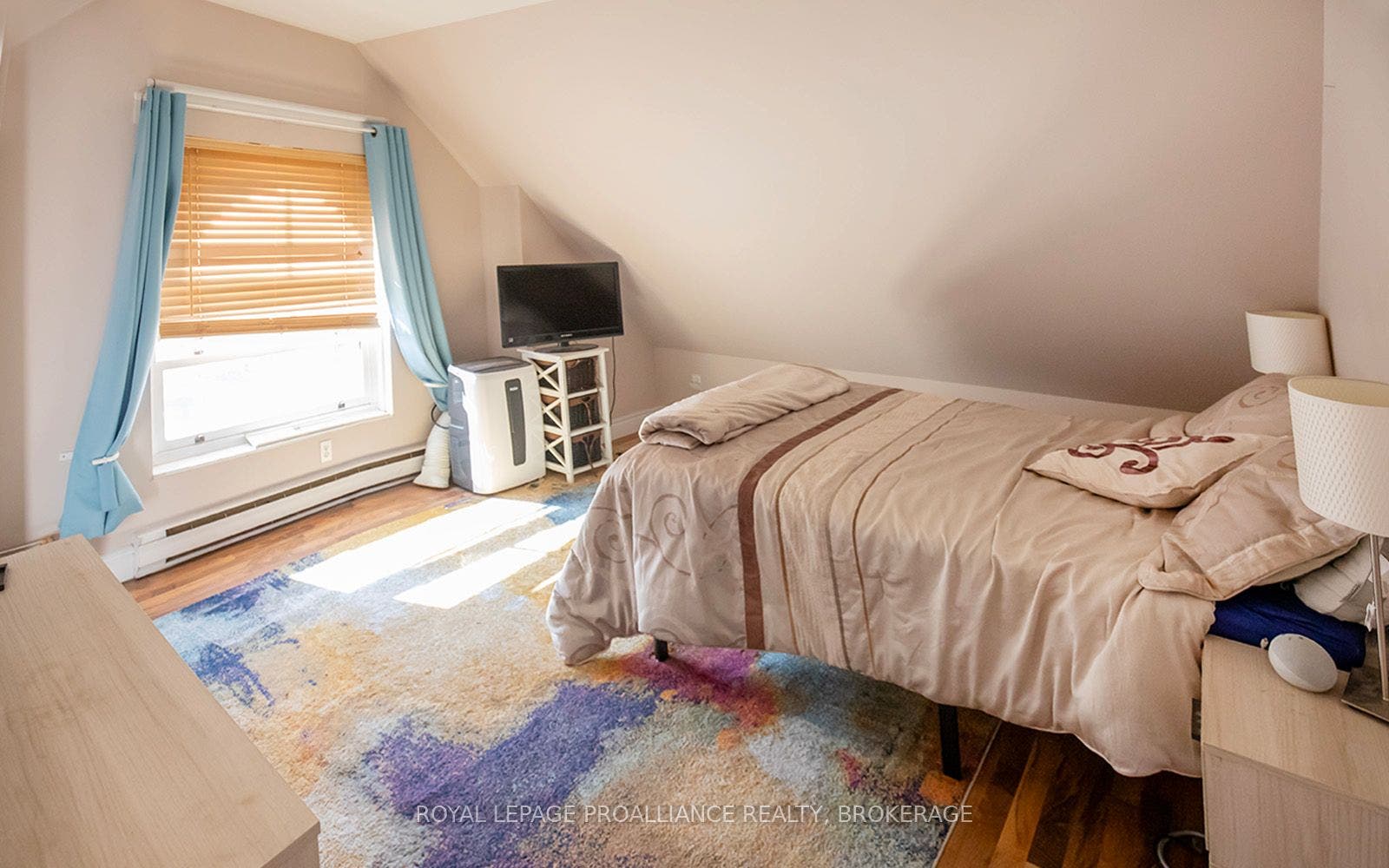 244 King Street E, #2, Kingston, Frontenac ON K7L 3A9 244 King Street E, #2, Kingston, Frontenac ON K7L 3A9