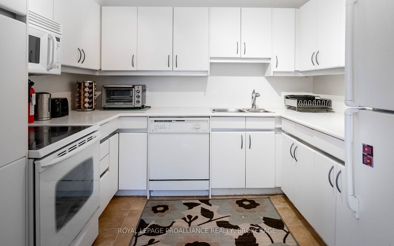 244 King Street E, #2, Kingston, Frontenac ON K7L 3A9 244 King Street E, #2, Kingston, Frontenac ON K7L 3A9