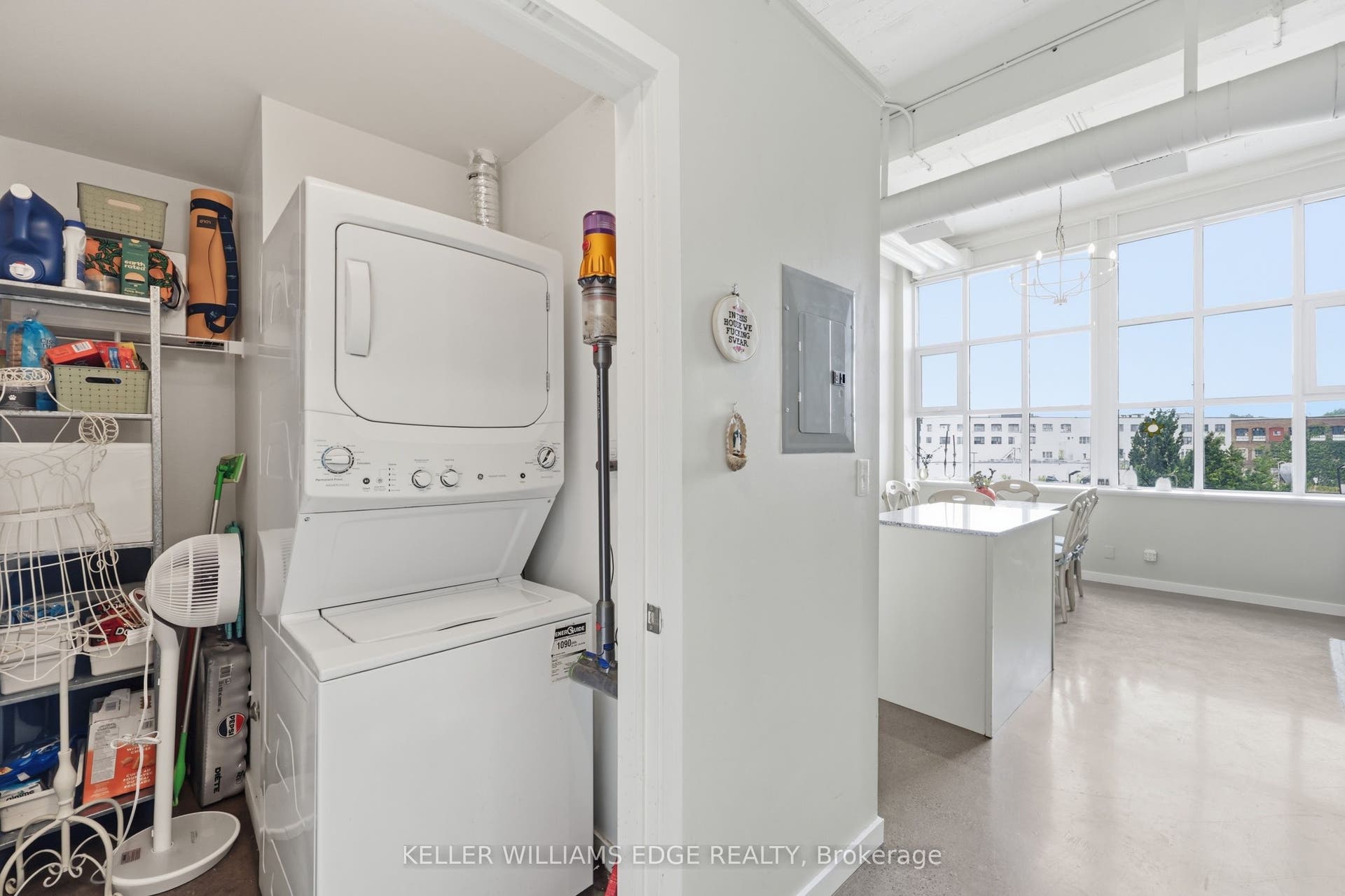 410 King Street W, #307, Kitchener, Waterloo ON N2G 1C3 Laundry Area