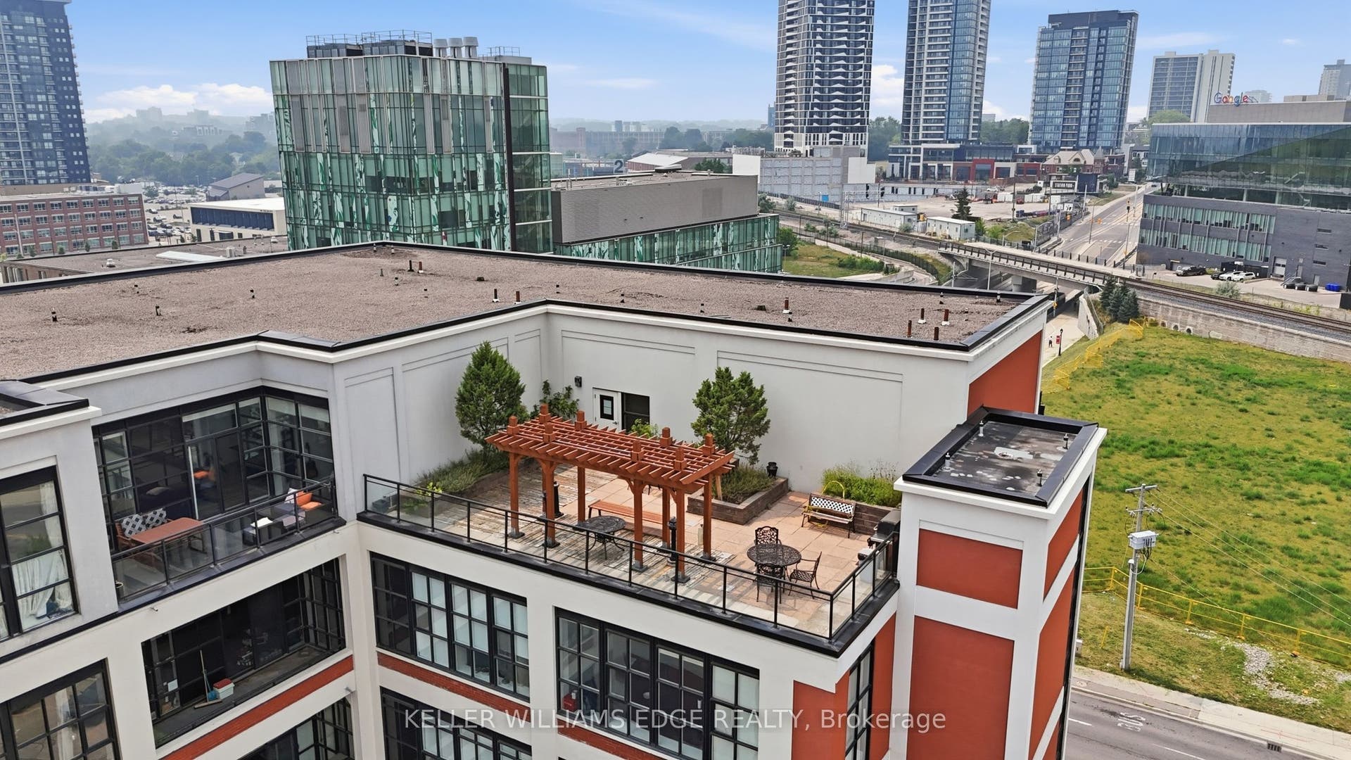 410 King Street W, #307, Kitchener, Waterloo ON N2G 1C3 Rooftop Aerial Shot