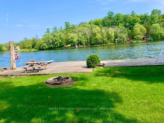 345 Hillside Dr., Campbellford