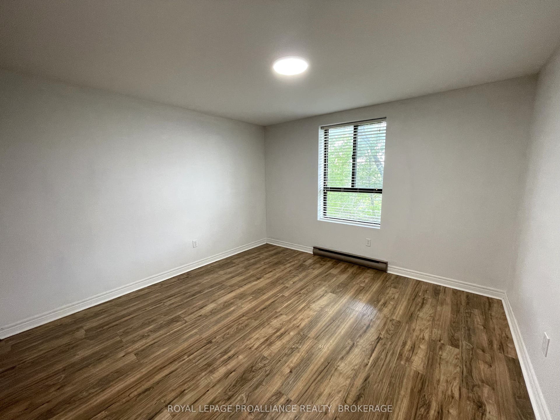334 Queen Mary Road, #215, Kingston, Frontenac ON K7M 7E7