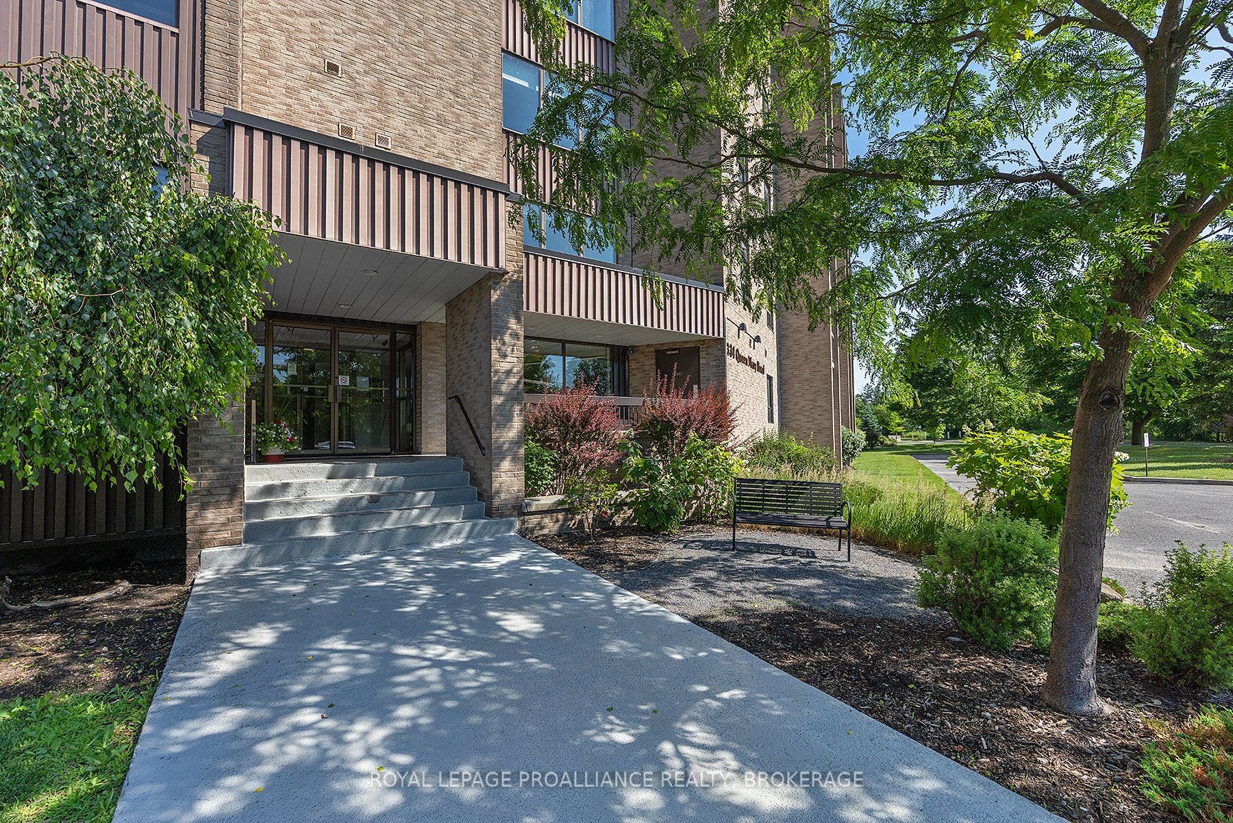 334 Queen Mary Road, #215, Kingston, Frontenac ON K7M 7E7