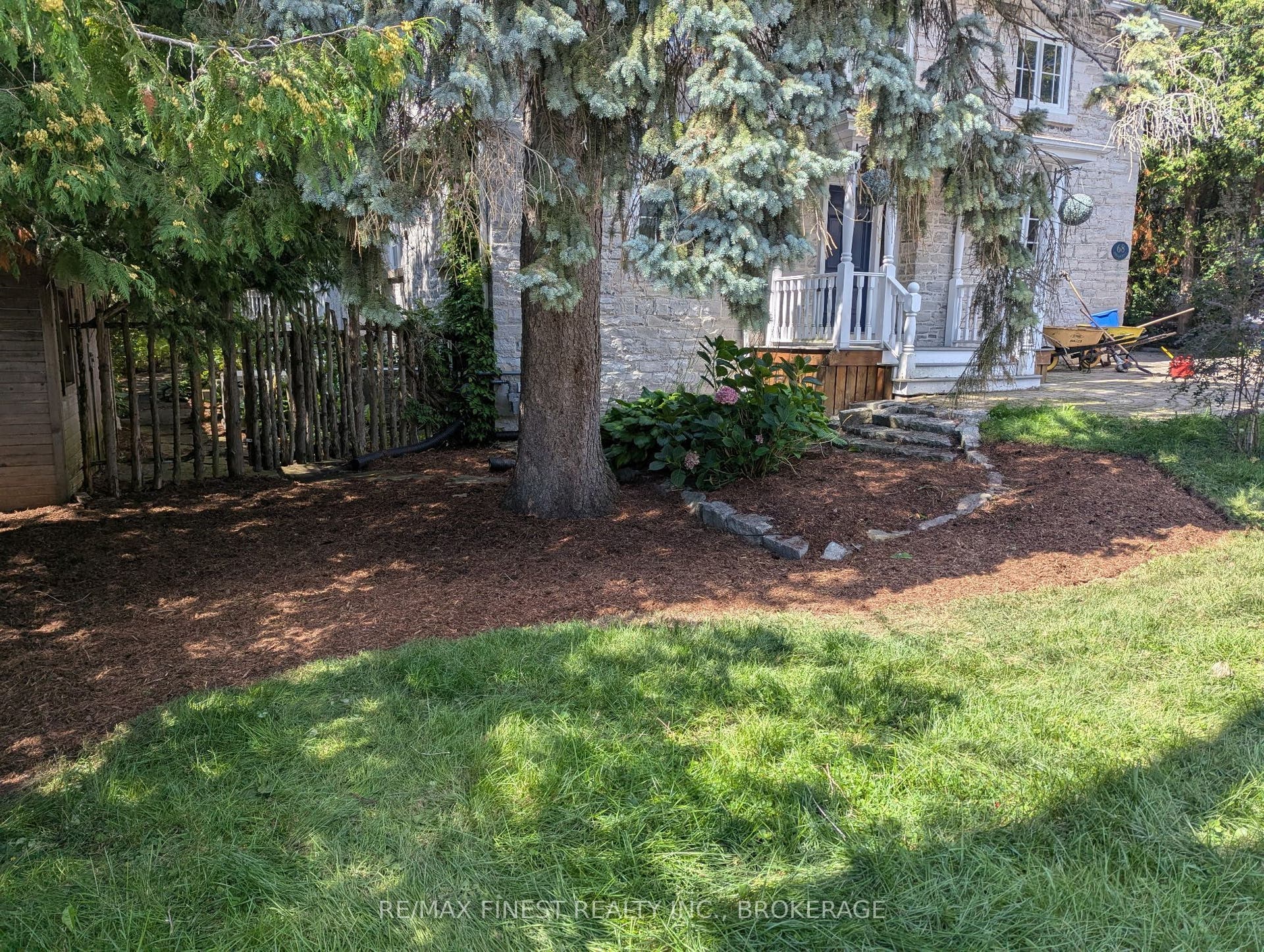 68 Collingwood Street, Kingston, Frontenac ON K7L 3X4 68 Collingwood Street, Kingston, Frontenac ON K7L 3X4