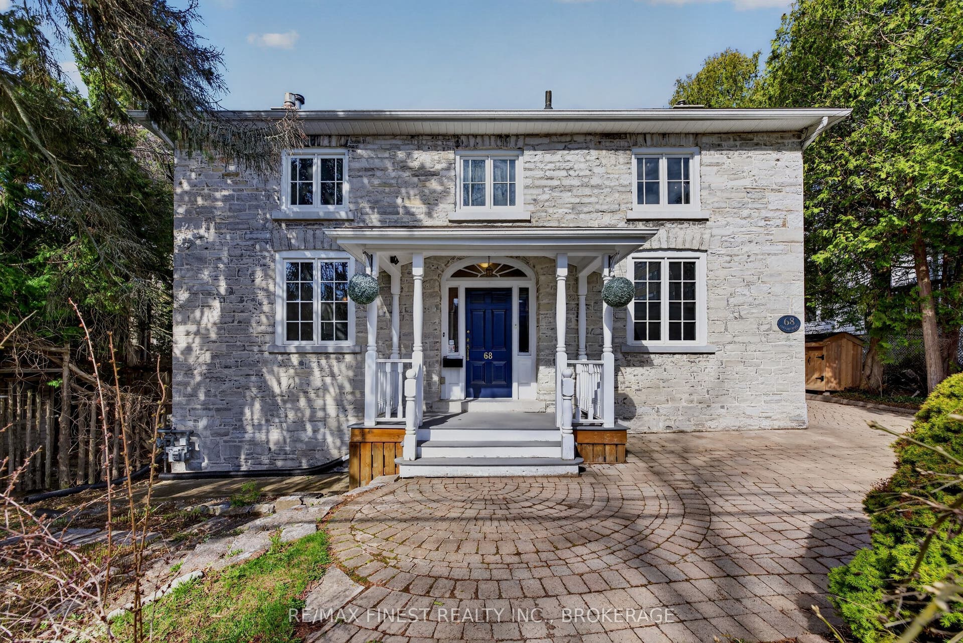 68 Collingwood Street, Kingston, Frontenac ON K7L 3X4 68 Collingwood Street, Kingston, Frontenac ON K7L 3X4