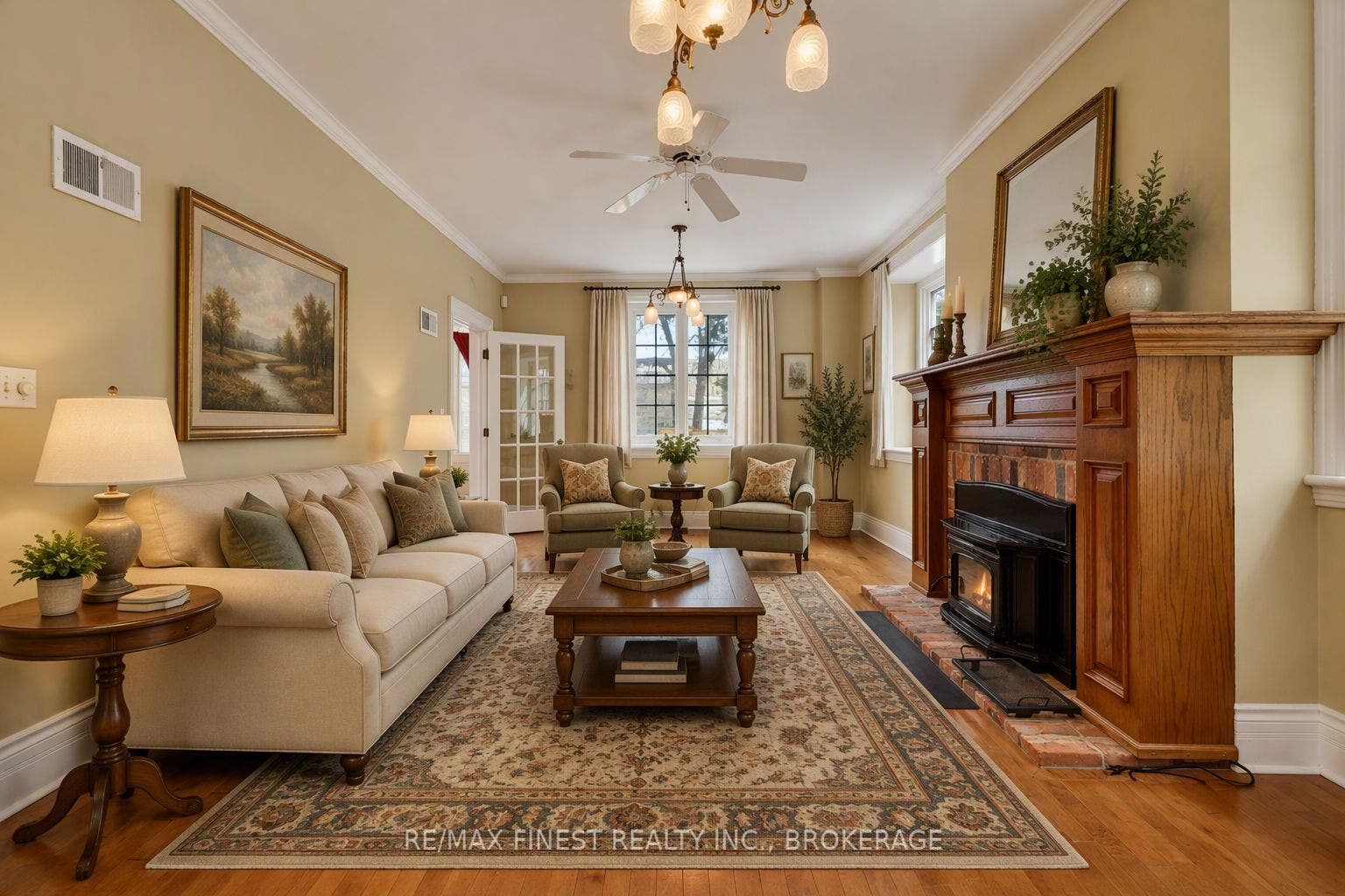 68 Collingwood Street, Kingston, Frontenac ON K7L 3X4 68 Collingwood Street, Kingston, Frontenac ON K7L 3X4