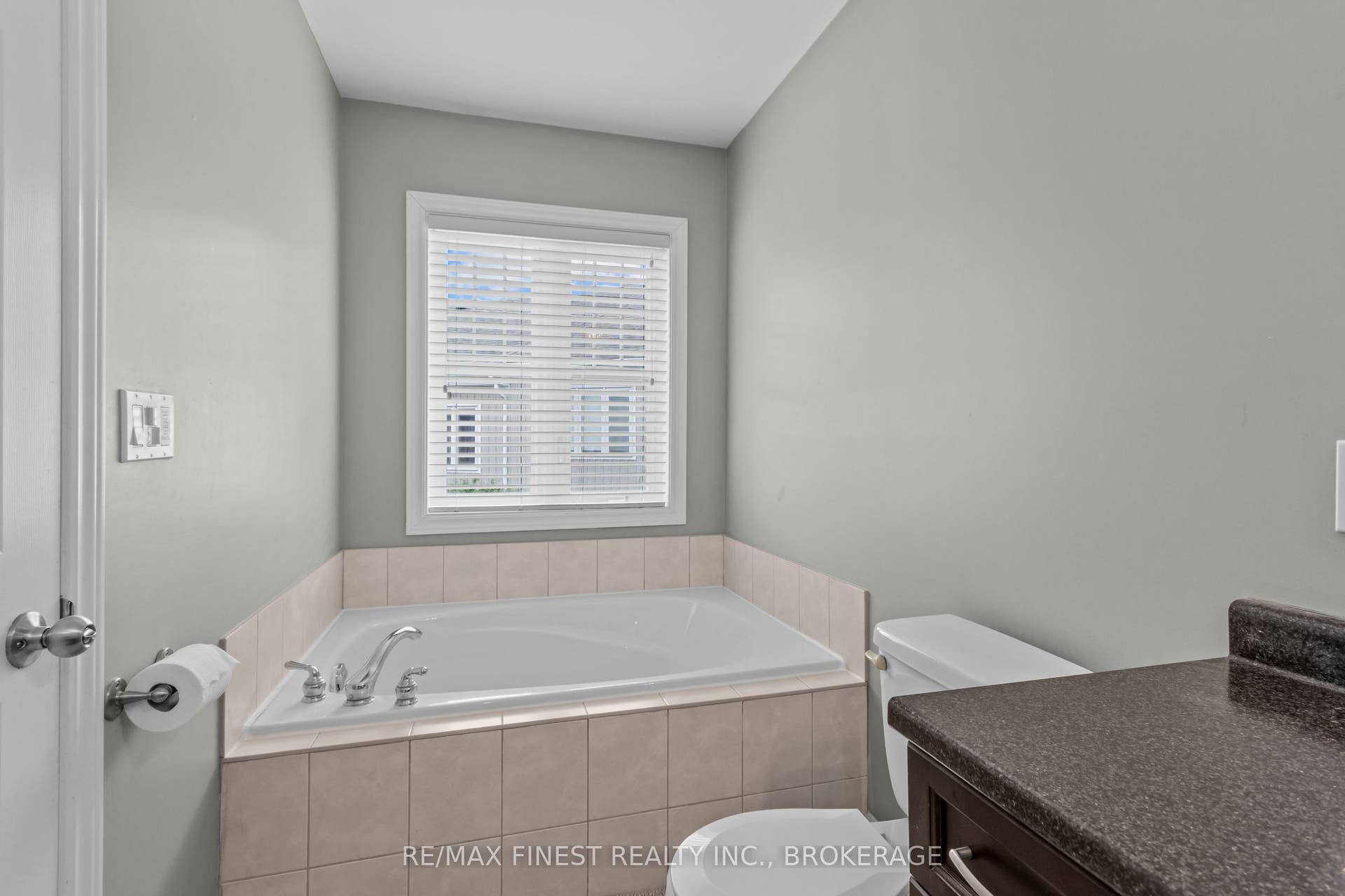 893 Ascot Lane, Kingston, Frontenac ON K7K 0C8 893 Ascot Lane, Kingston, Frontenac ON K7K 0C8