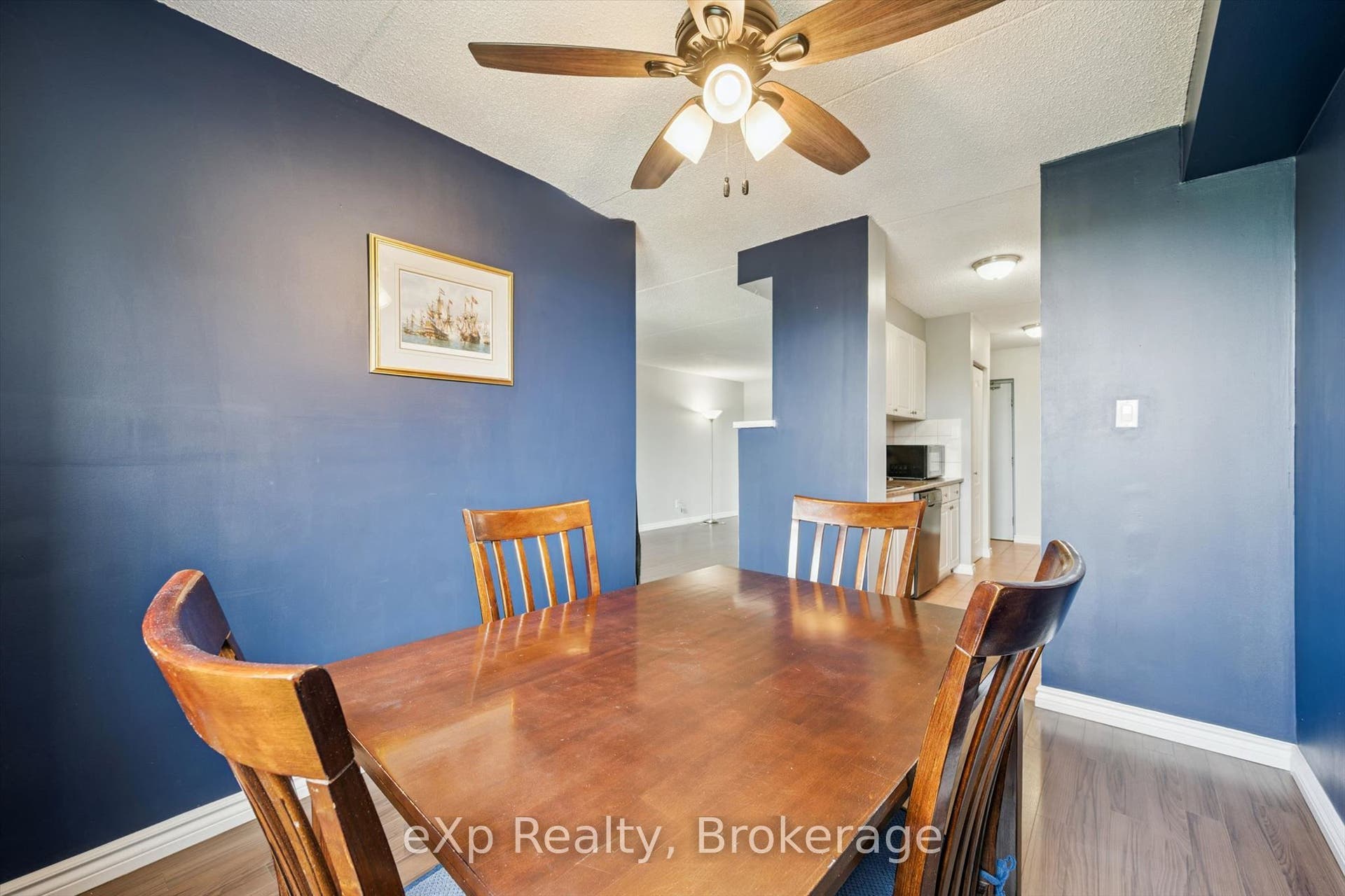 65 Silvercreek Parkway N, #404, Guelph, Wellington ON N1H 7R9