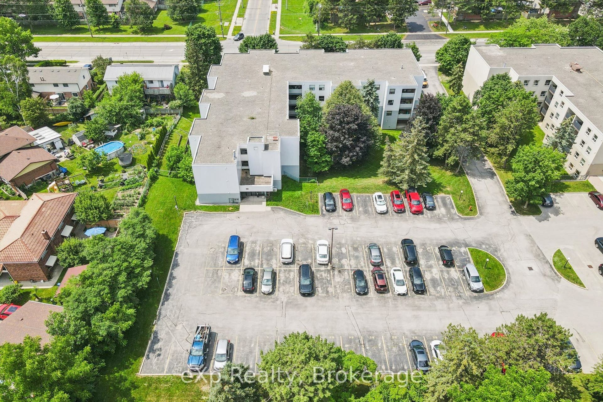 65 Silvercreek Parkway N, #404, Guelph, Wellington ON N1H 7R9