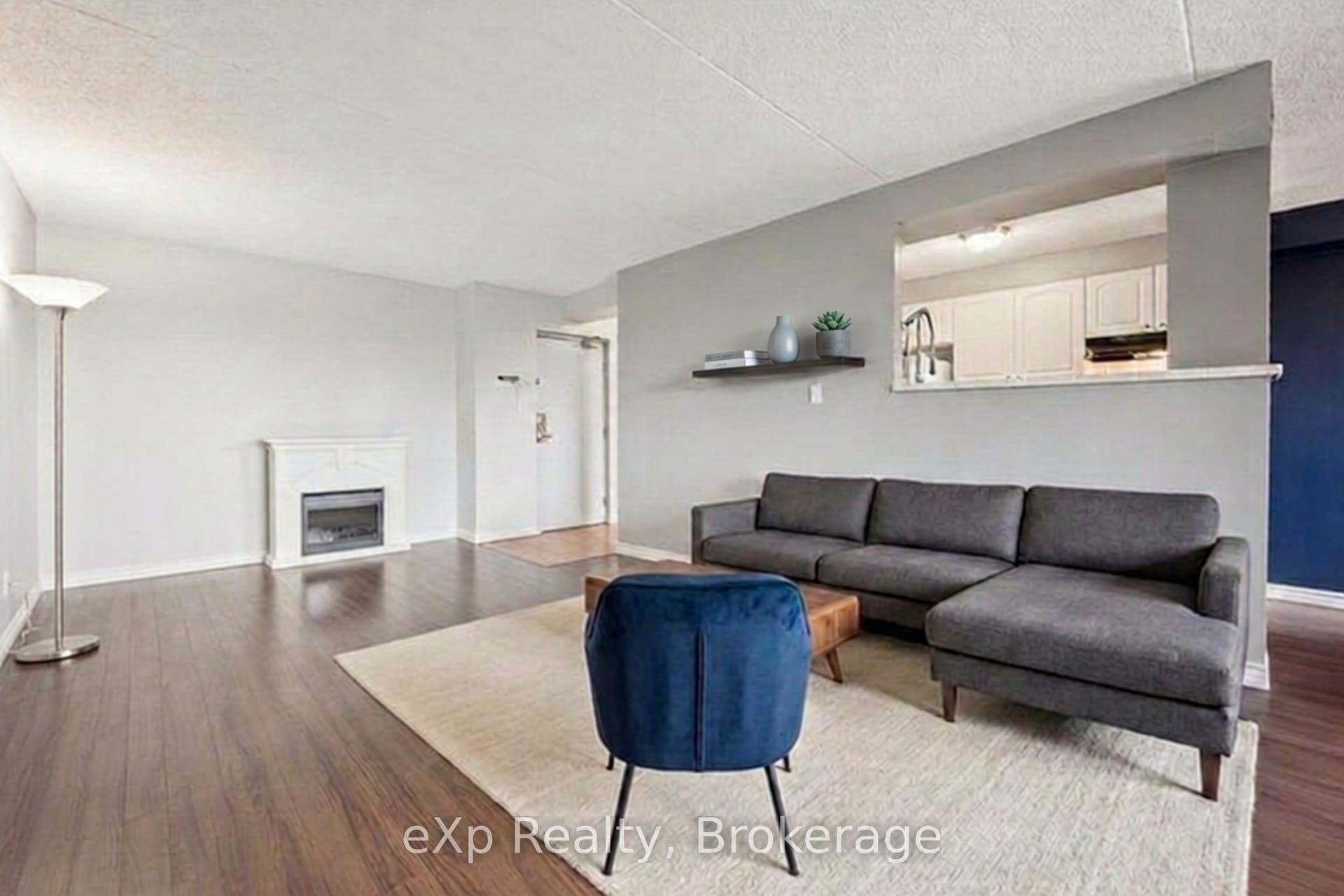 65 Silvercreek Parkway N, #404, Guelph, Wellington ON N1H 7R9