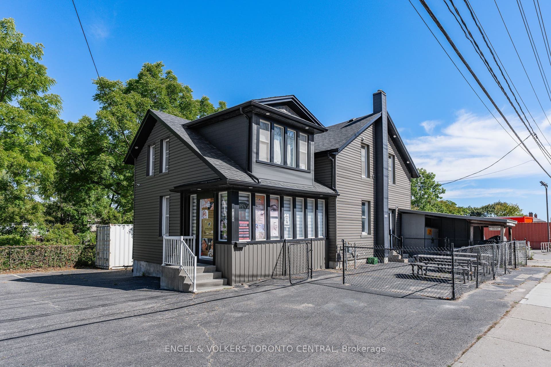 3188 King Street E, Kitchener, Waterloo ON N2A 1B3 3188 King Street E, Kitchener, Waterloo ON N2A 1B3