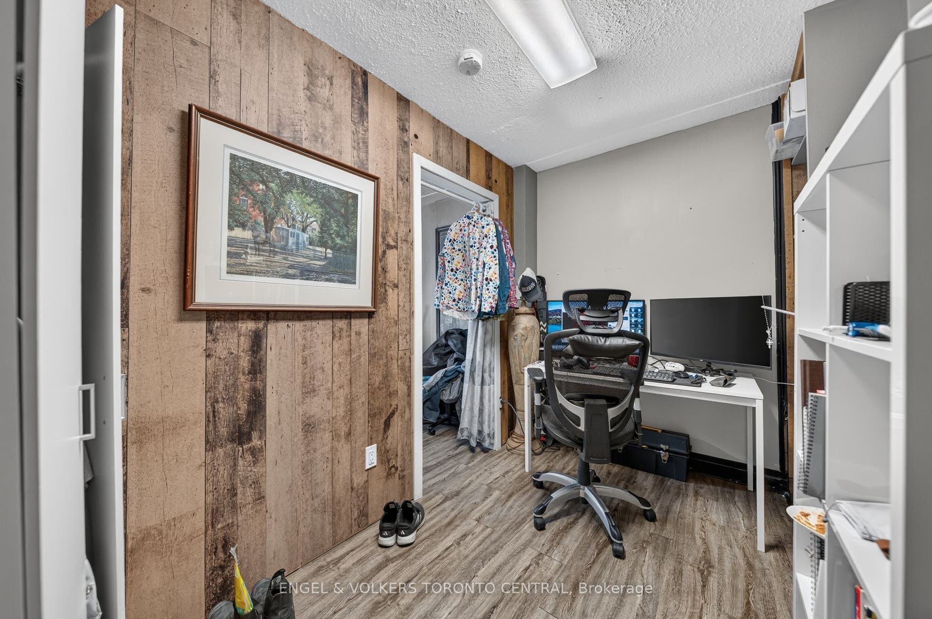 3188 King Street E, Kitchener, Waterloo ON N2A 1B3 3188 King Street E, Kitchener, Waterloo ON N2A 1B3