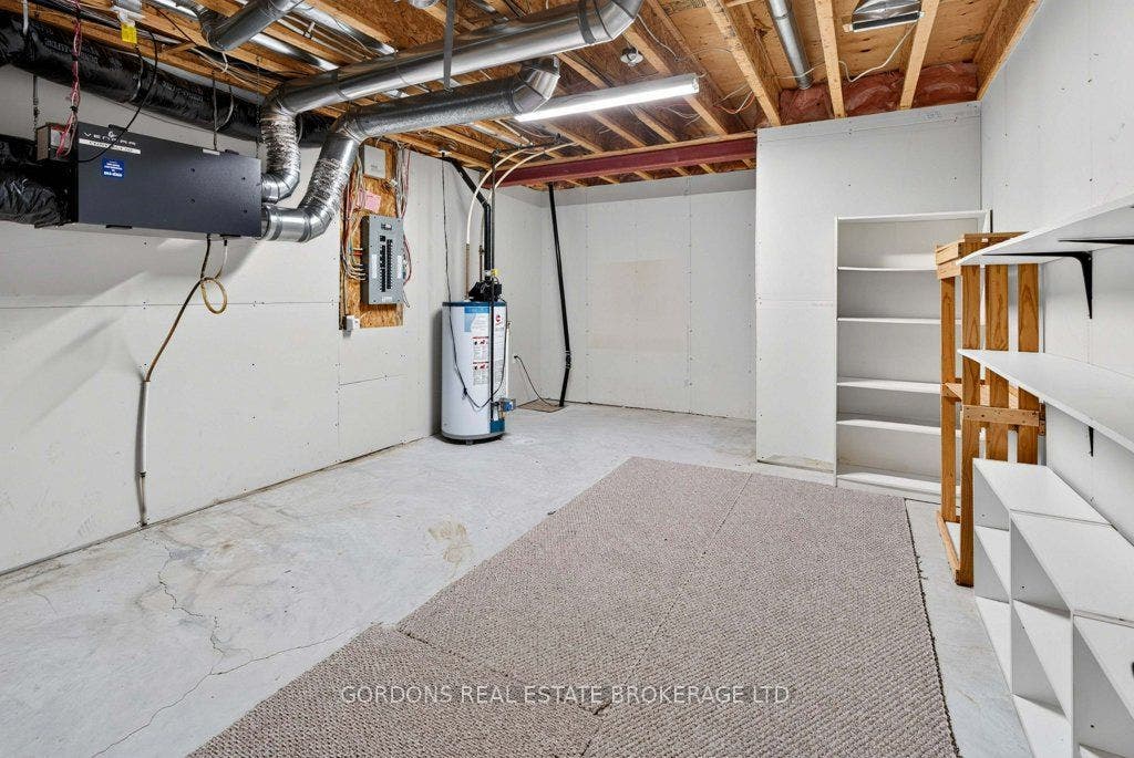 633 Melrose Street, Kingston, Frontenac ON K7M 9G8