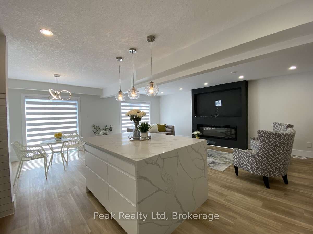 125 Steepleridge Street, Kitchener, Waterloo ON N2P 2W2 125 Steepleridge Street, Kitchener, Waterloo ON N2P 2W2