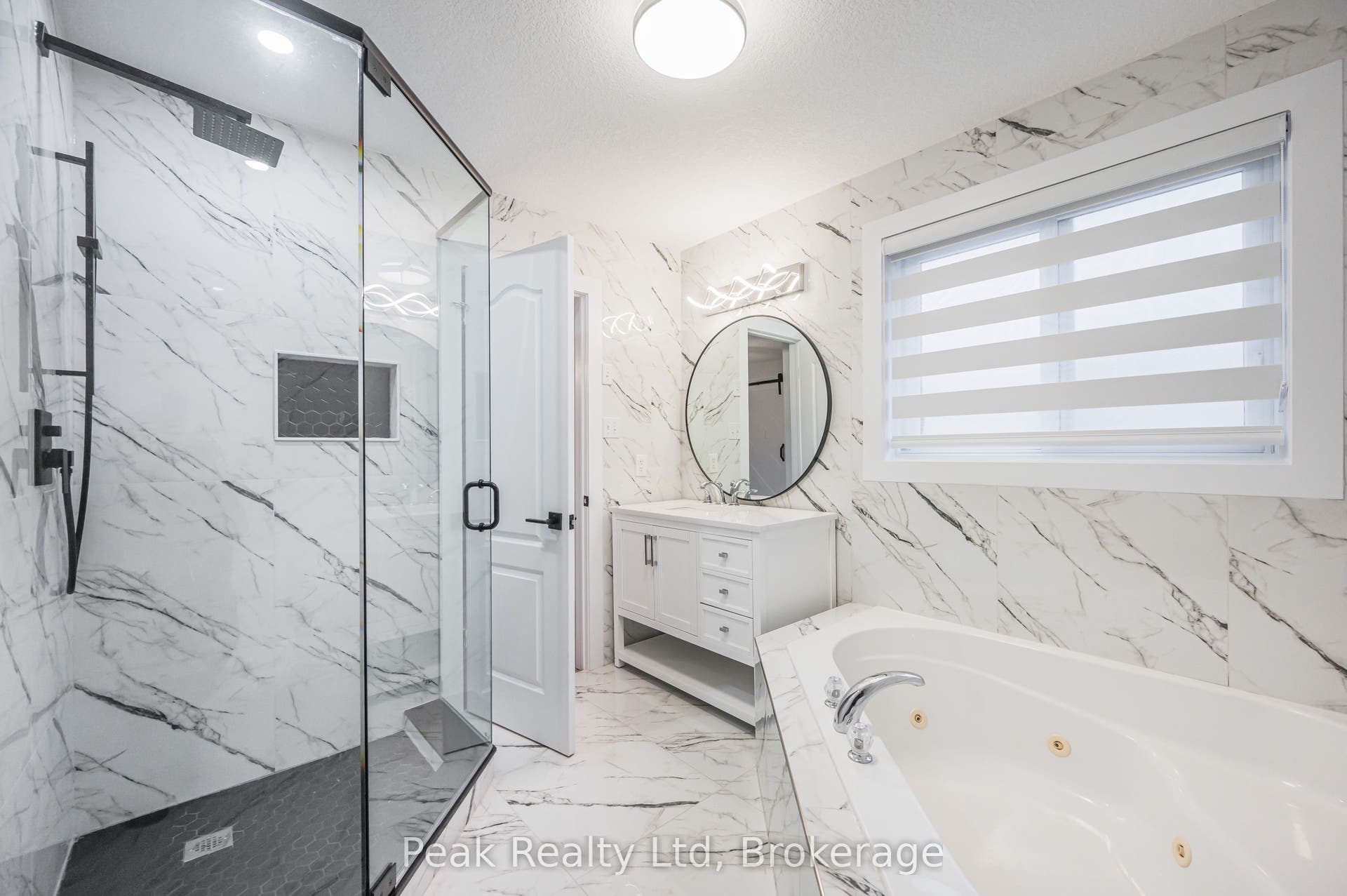 125 Steepleridge Street, Kitchener, Waterloo ON N2P 2W2 125 Steepleridge Street, Kitchener, Waterloo ON N2P 2W2